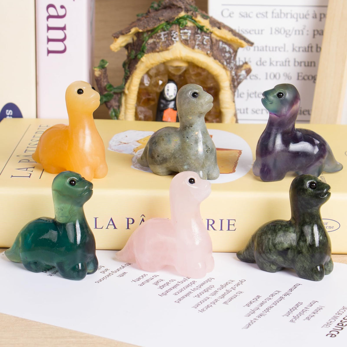 Hguxmcu Hand Carved Fluorite Dinosaur Figurine 2 Inch Healing Crystal Statue Realistic Gemstone Animal Sculpture Reiki Energy Decor Lucky Gift for Meditation Collectors