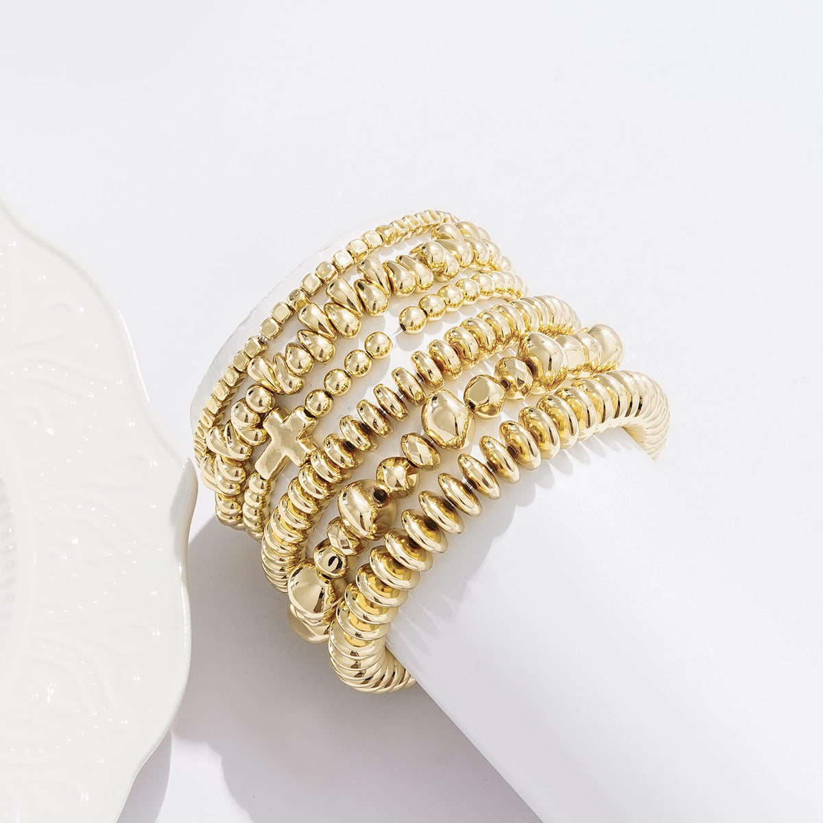 GOOJIDS Surfer Heishi Clay Bead Bracelets for Women Bohemian Stackable Gold Plated Beaded Stretch Bracelets Elastic Layering Friendship Bracelets Set Boho Jewelry