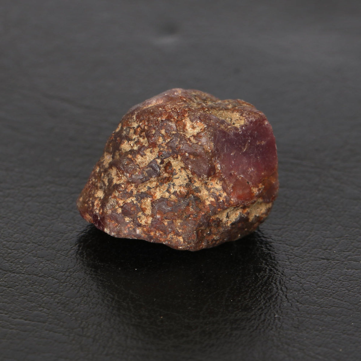 GEMHUB Natural Crystals And Healing Stones 13.00 Carat Raw Rough Star Red Ruby Healing Crystals For Jewelry Making