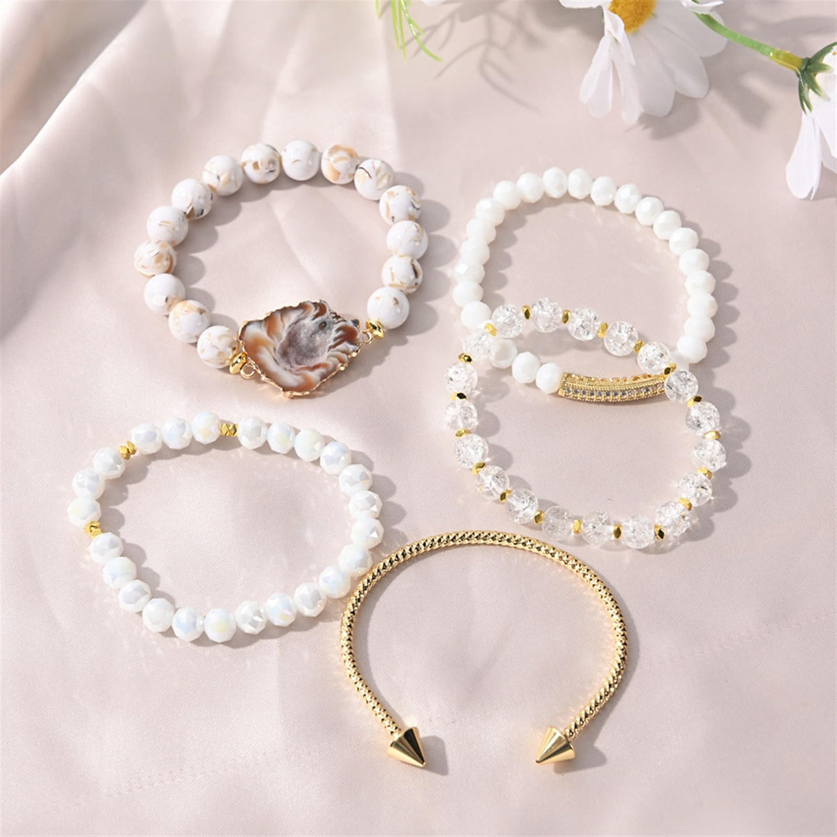 BOPOW 5PCS Beaded Bracelets/Bangle for Women, Multilayered Stackable Elastic Natural Howlite Agate Crystal Stones Bracelets Set Handmade Boho Jewelry Gift for Women