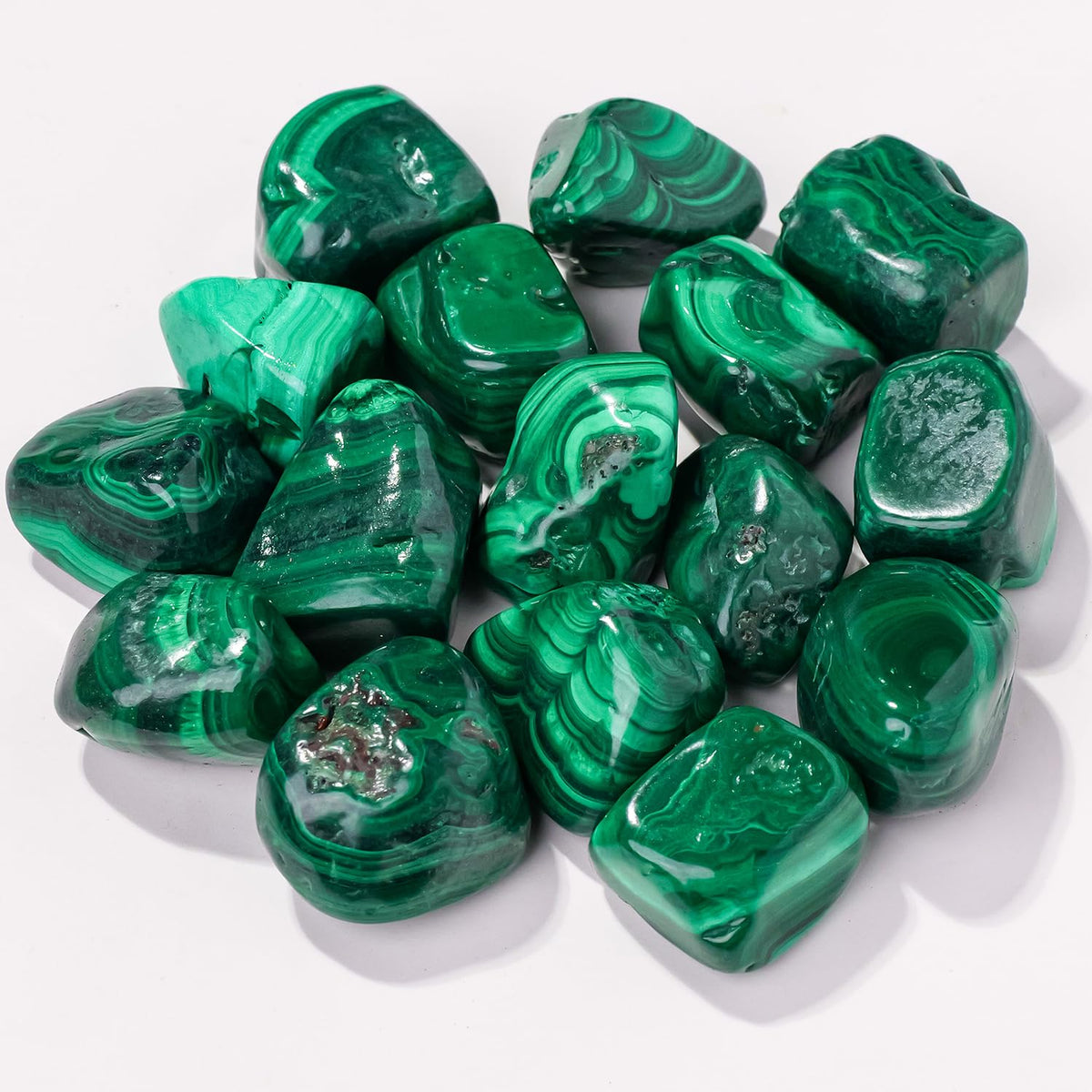Apengshi Malachite Tumbled Stone 2pcs Polished Stone Natural Crystal and Healing Stones Irregular Stone for DIY Home Decor Garden Fountain 0.9''-2''