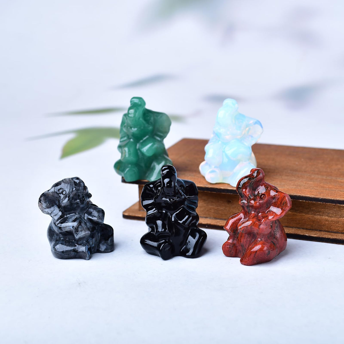 WUYOUSHI Obsidian Elephant Decor Figurine Crystals and Healing Stones Elephant Statue Polished Pocket Gemstones Bedroom Office Desk Home Decoration A Lucky Decoration