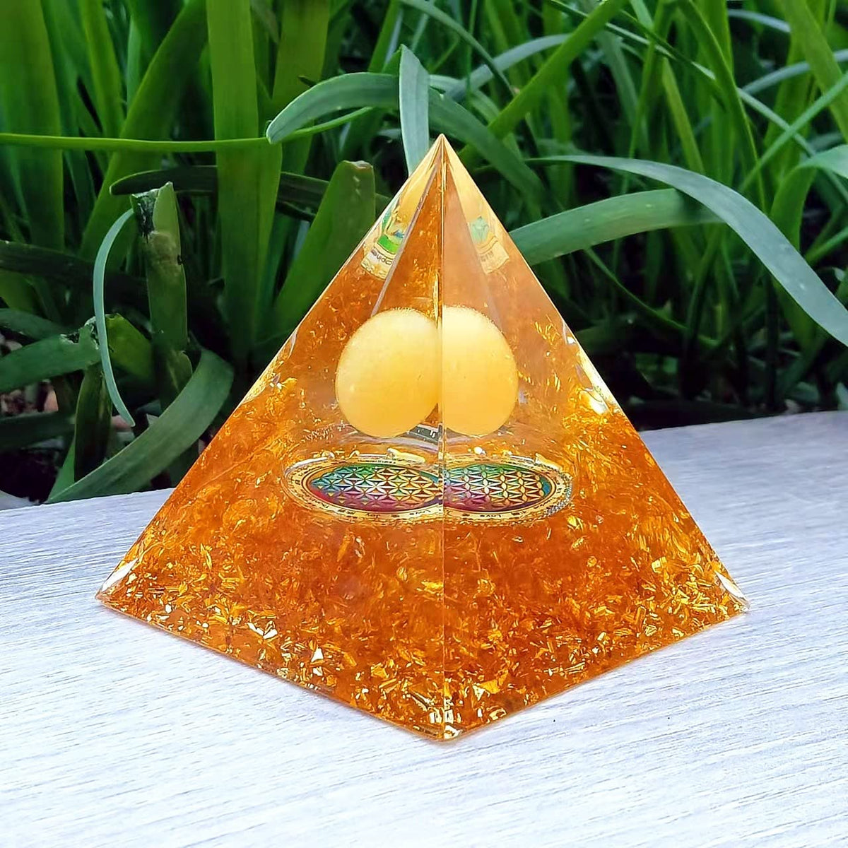 ycyingcheng Moonstone Crystal Orgone Pyramid Ogan Crystal Energy Tower, Nature Reiki Chakra Crushed Stone Jewelry, Crystal Pyramid for Home Decor (Crystal Pyramid-10)
