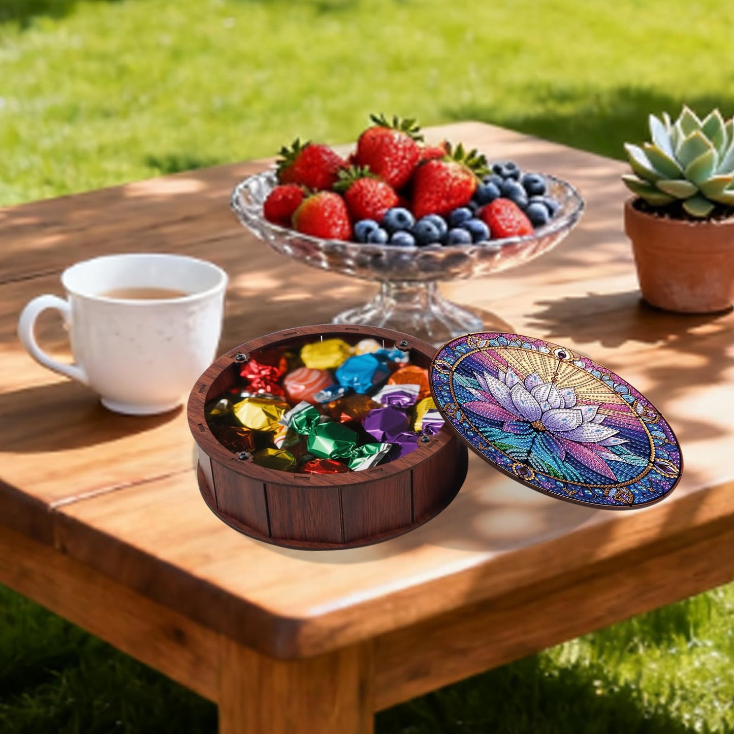JISHSHAY Diamond Art Storage Box Lotus Diamond Painting Wooden Snack Box Flower Gem Painting Candy Box Gem Art Organizer Case Embroidery Kit Mosaic Kits for Adults Storage Containers with Lid