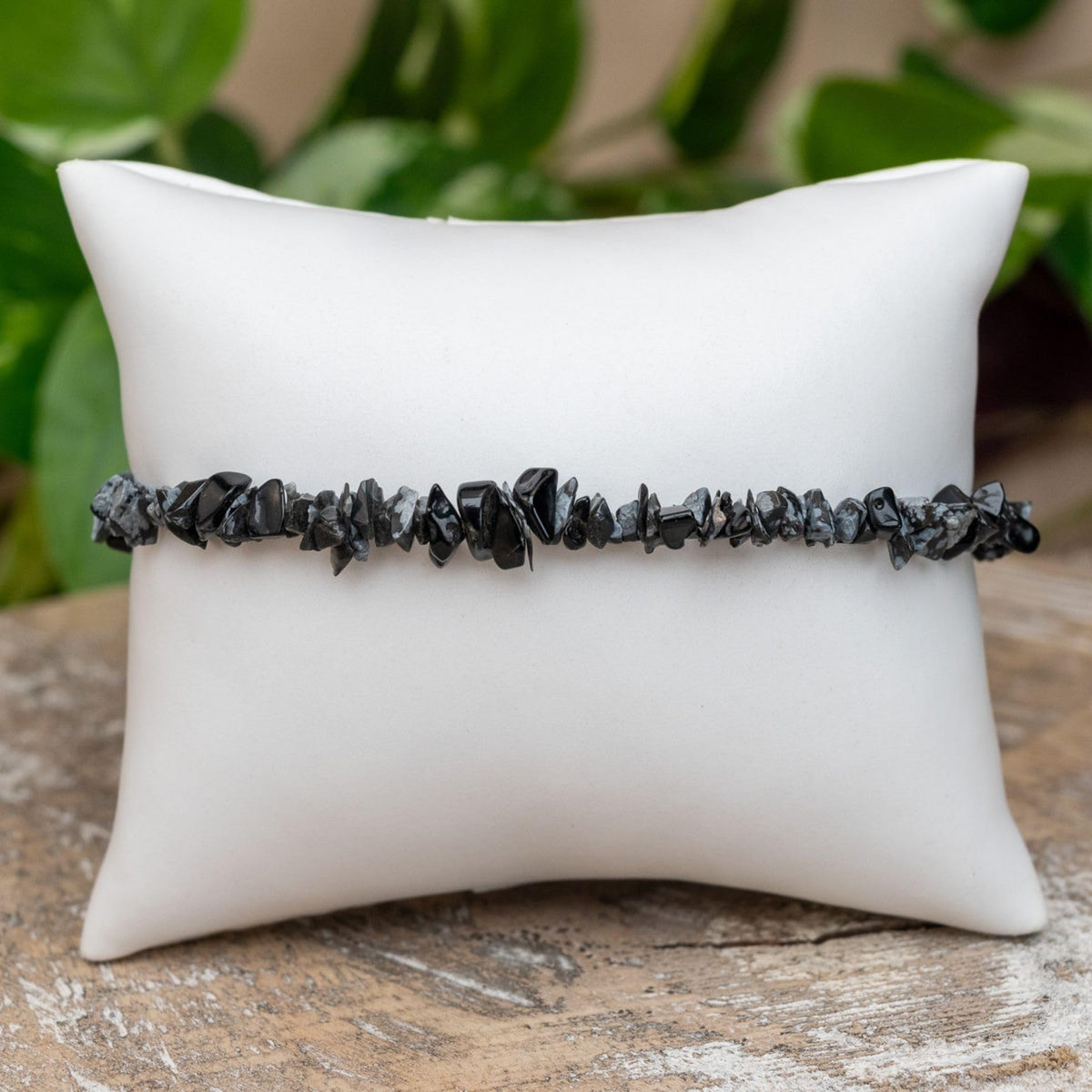 Tourmaline Natural Gemstone Bracelets, Chakra Crystal Healing Chip Stretch Bracelets, Gemstone Polished Irregular Crystals, Crystal Irregular Chips Beads Stretch Bracelets (Black Tourmaline)