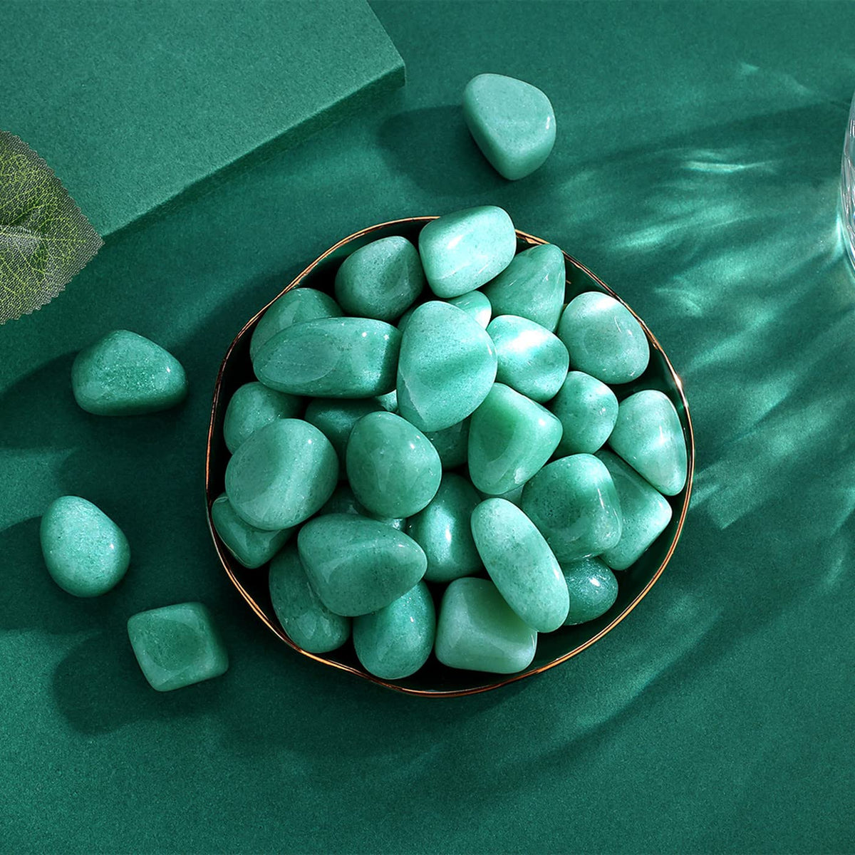 QINJIEJIE Crystals Green Aventurine (1000+ Carats) Polished Stone 0.6-1" Natural Irregular Stone Tumbled Reiki Healing Crystal Decoration Bulk 0.45 LB 200G