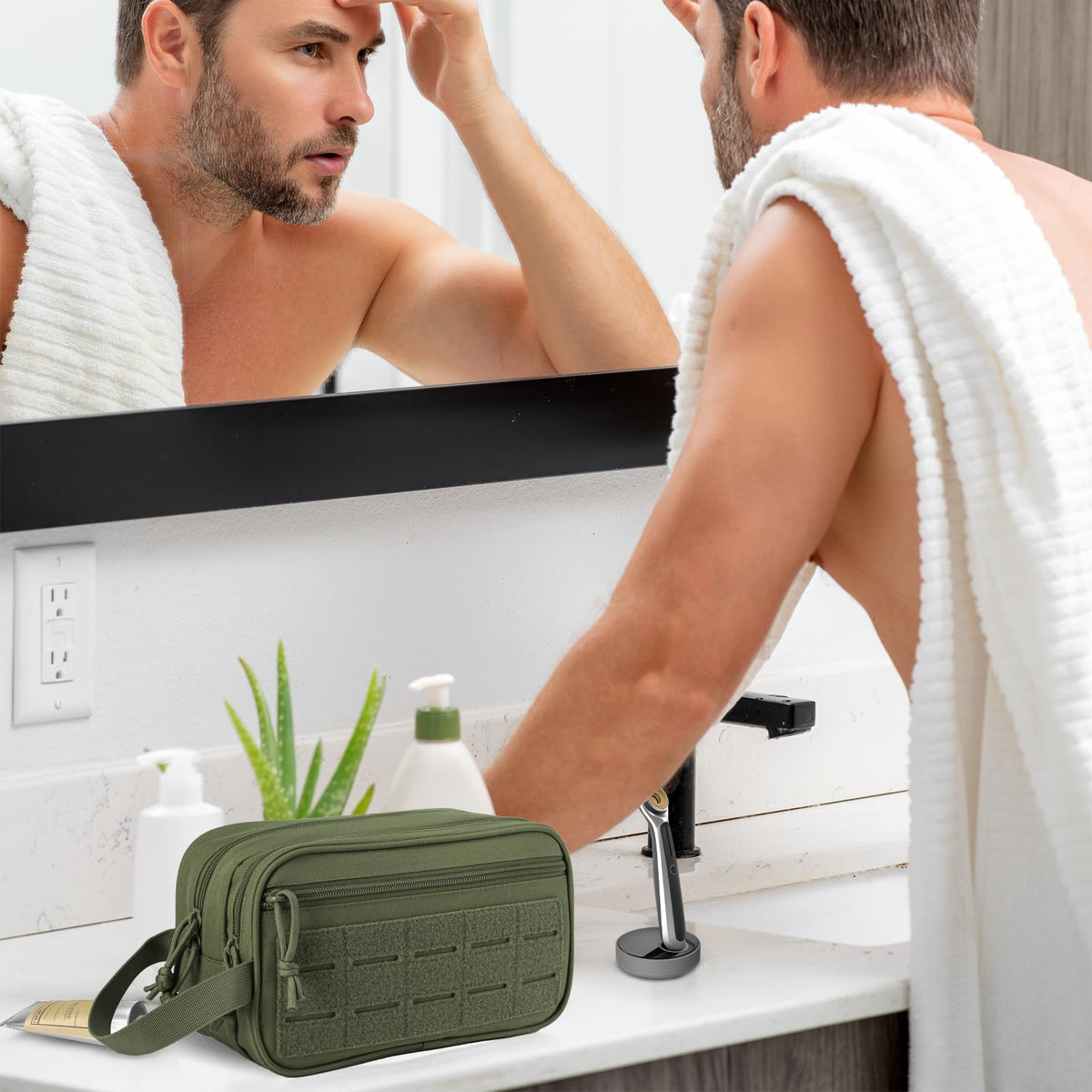 QT&QY Tactical Toiletry Bag For Men Hygiene Bag EDC Military Tool Molle Pouches Small Dopp Kit Mens Shaving Kit Travel shower Bags