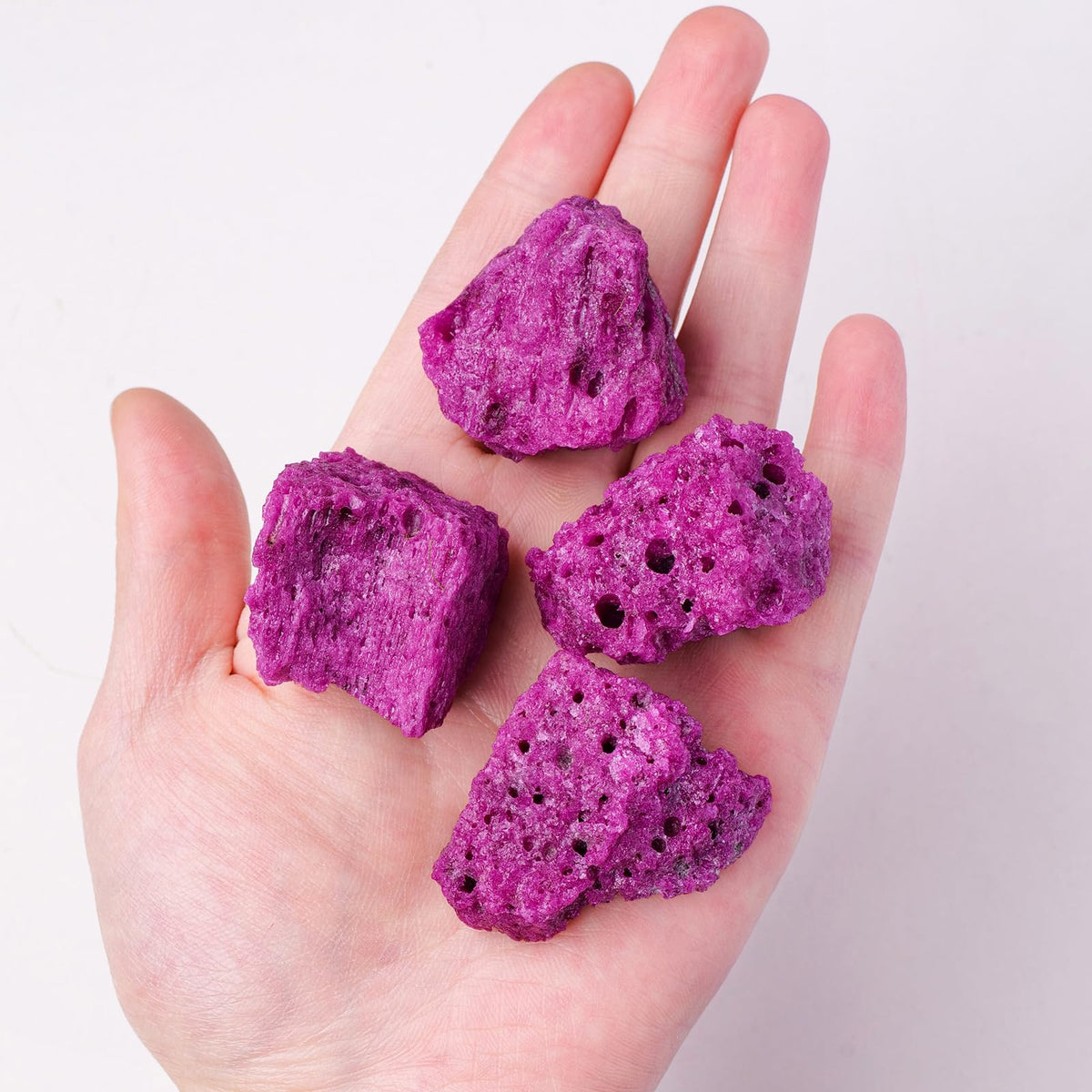 Apengshi Red Corundum Raw Crystals 2PCS Natural Rough Rocks Healing Crystal and Stones DIY Raw Stones Meditation Fountain Garden Home Decor