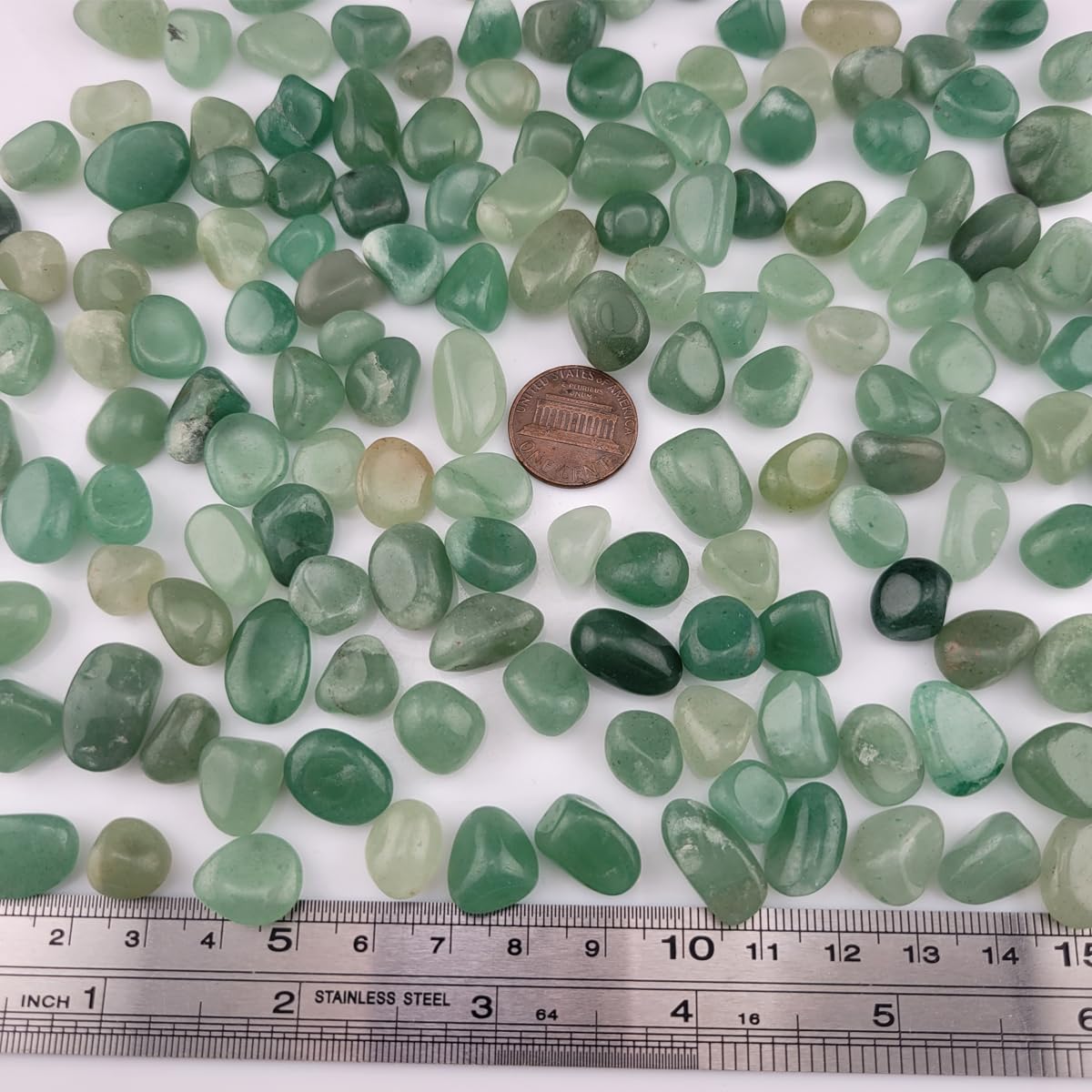 1,000 Carats Green Aventurine Handpicked Tumbled Stones Crystals Chips 0.2''-0.5'' Bulk Pocket Stones for Healing, Reiki, Meditation, Witchcraft and Home Decorations (Green Aventurine)