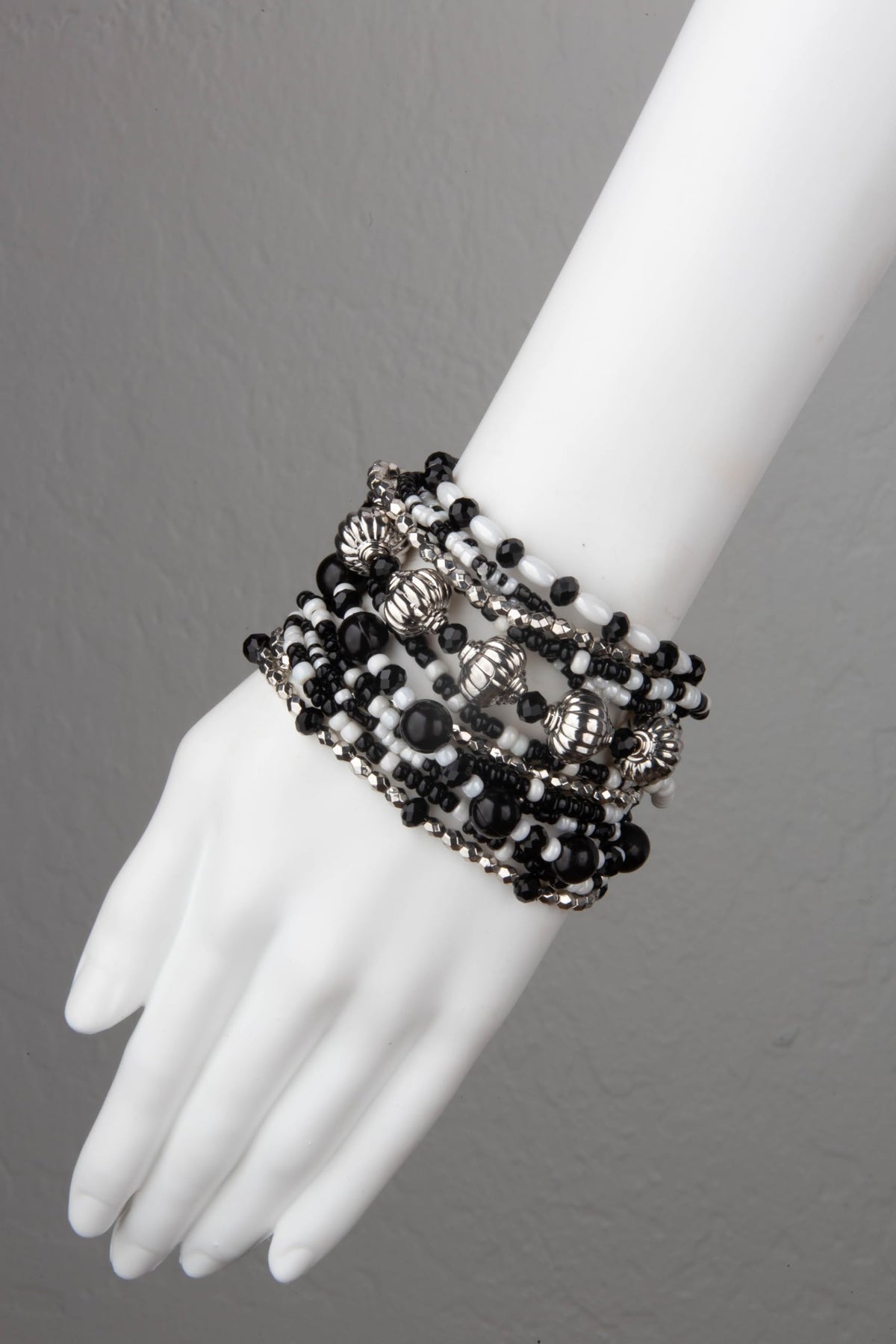 SPUNKYsoul stretch bracelet (White, Black & Silver)
