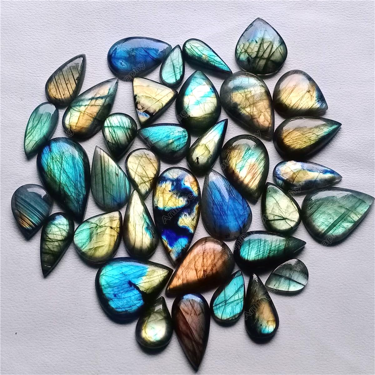 Anlingem 10Pcs Natural Labradorite Crystal Pendant Polished Stone Healing Palm Irregular Stones Rainbow Healing Meditation Birthday Gifts AL-10PCKIT