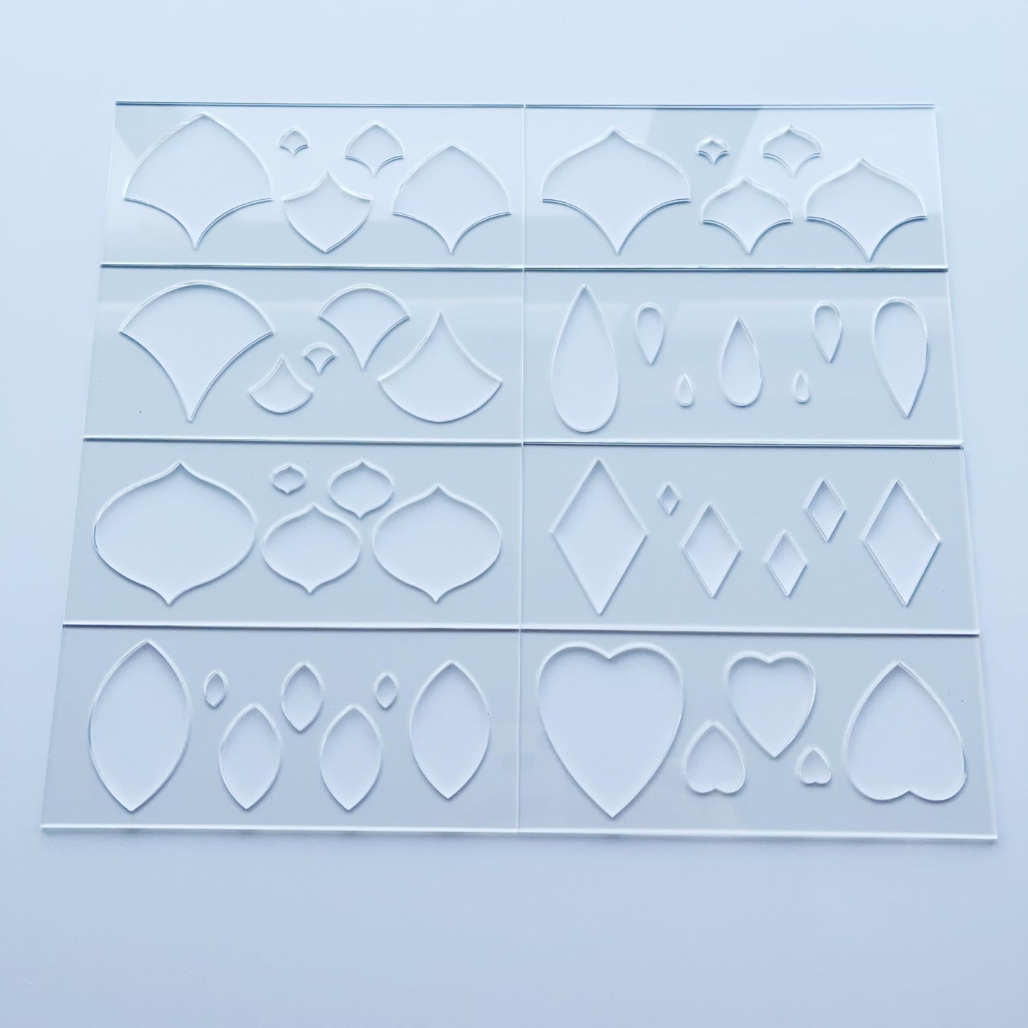 Set of 8 Mandala Art Stencils, 8 Geometric Shapes with 5 Sizes Each, Clear Acrylic Drawing Templates, Hearts, Diamonds, Ovals, Leaves