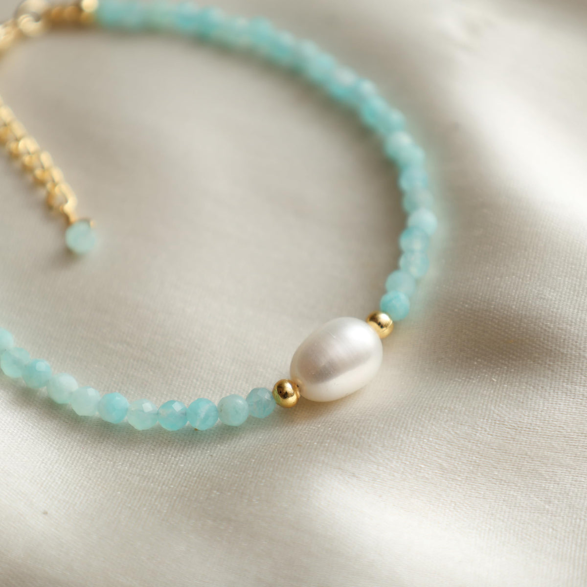 Gempires Amazonite Beaded Bracelet with Freshwater Pearl Gemstone Jewelry Lightweight Handmade Crystal Bracelets Hypoallergenic 7.5 Inch Gold Plated Trending Jewelry Gifts For Women