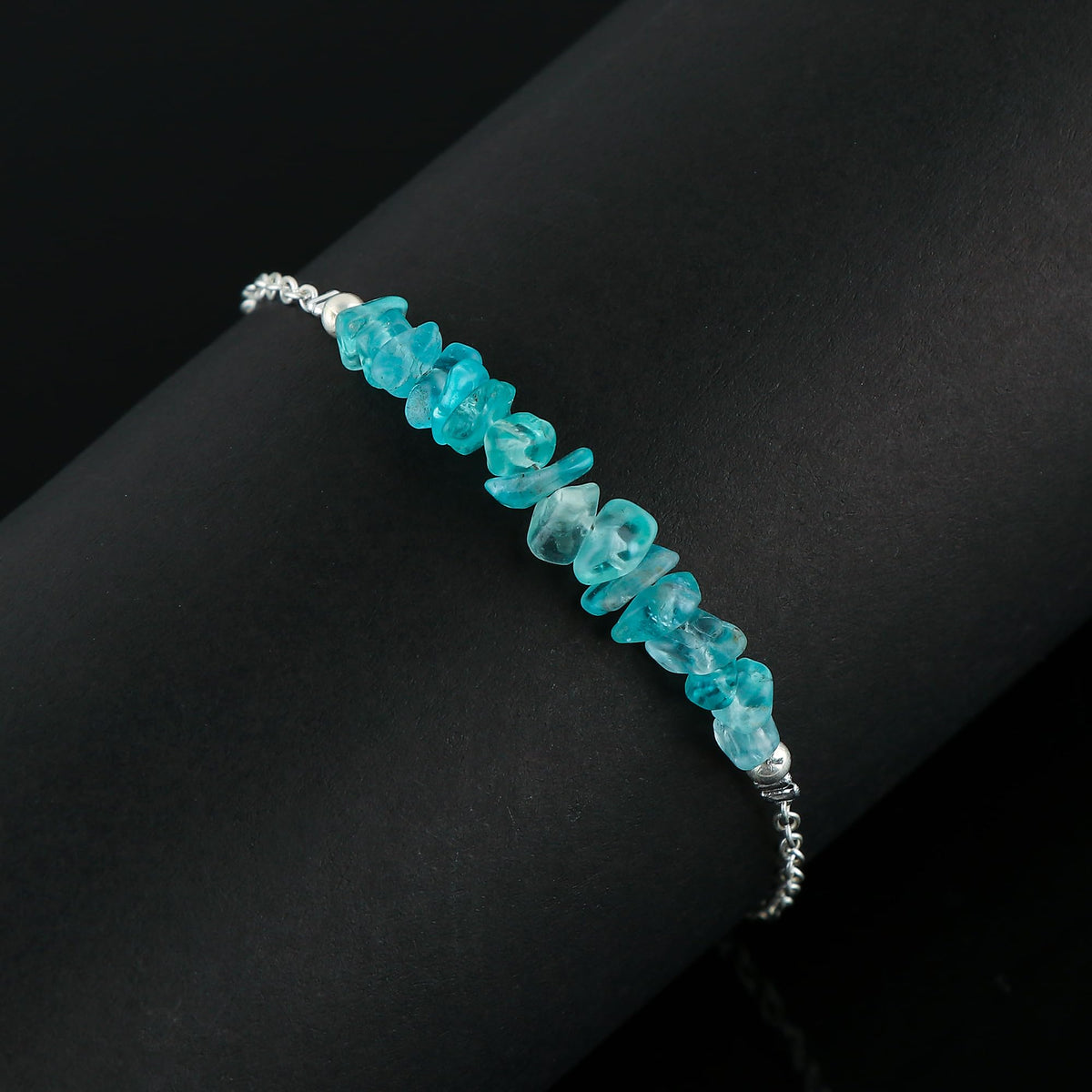Gemimpression Handmade Blue Apatite Chips Bar Bracelet – Natural Energy Healing Crystals – Silver Plated Adjustable 8 Inch Chain – Christmas Gift