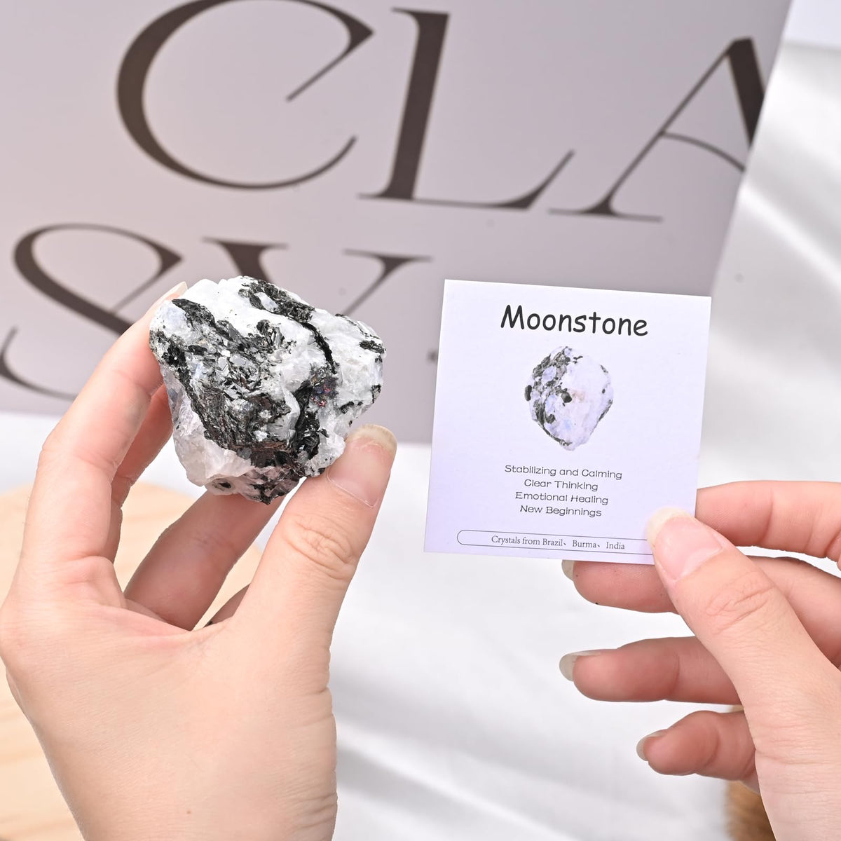 Moonstone Raw Stones 1PC,Gemstones Raw Stones and Healing Crystals,Hand Carved Natural Pocket Raw Stone for Decoration Tumbling,Garden(1.18"-1.97")
