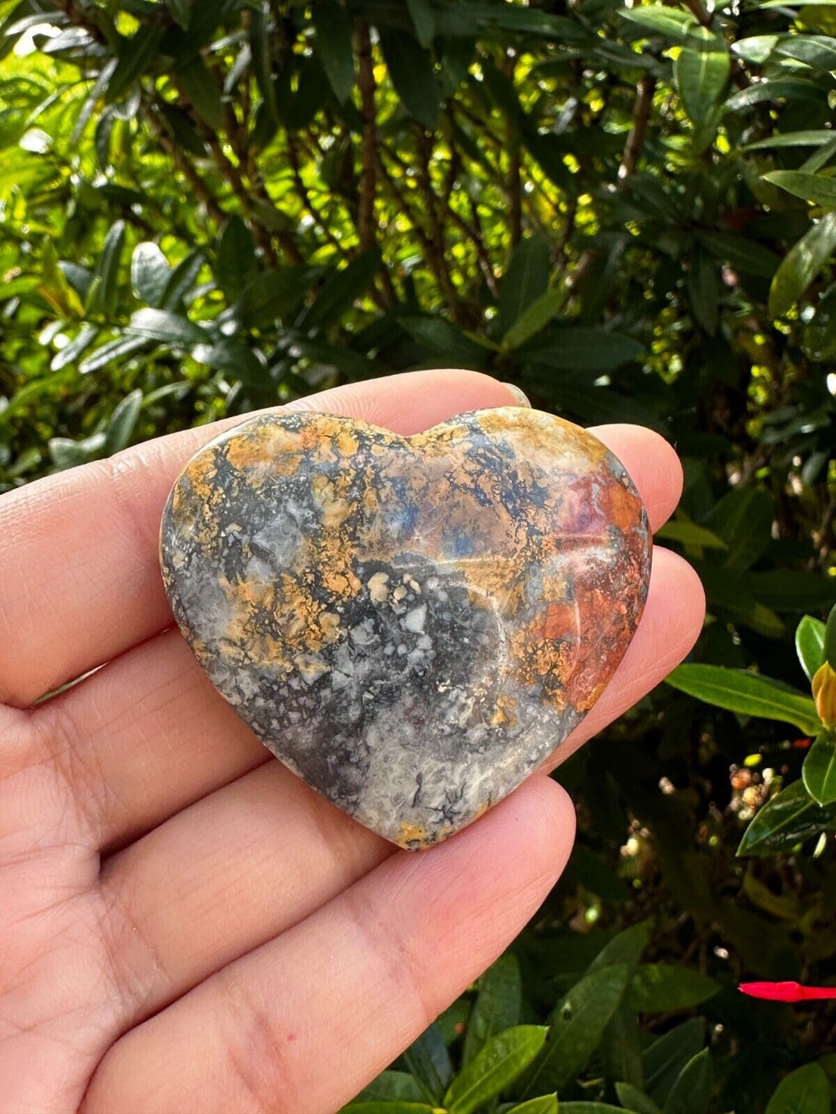 Maligano Gemstone Hearts, Polished Maligano Puffy Hearts, Maligano Crystal Palm Stone, Maligano Healing Crystal Hearts (1 Heart)