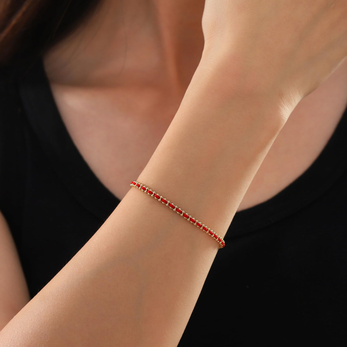 LEGENSTAR Gold Bracelet for Women 18K Gold Dainty Plated Lucky Bracelet for Women Handmade String Interwoven with Gold Chain Adjustable Length Simple Gold Bracelet Fashion Accessory