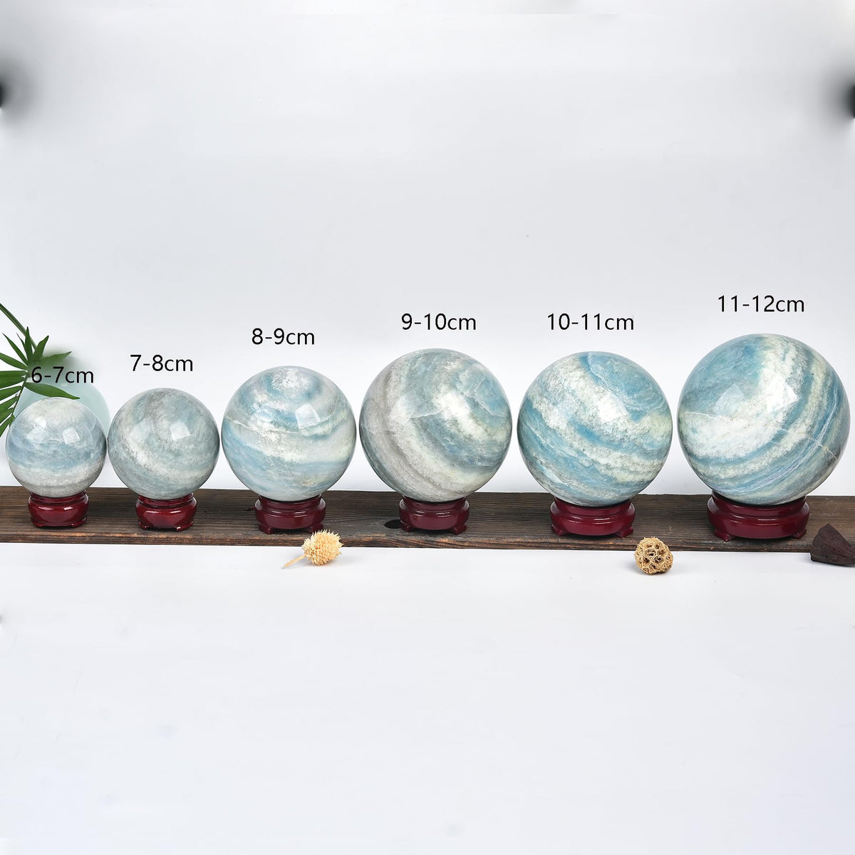 JIC Gem Natural Trolleite Crystal Ball Sphere Blue Healing Crystal Gemstone Ball with Display Stand Home Decor Meditation Grid Energy Balance (70-80mm)