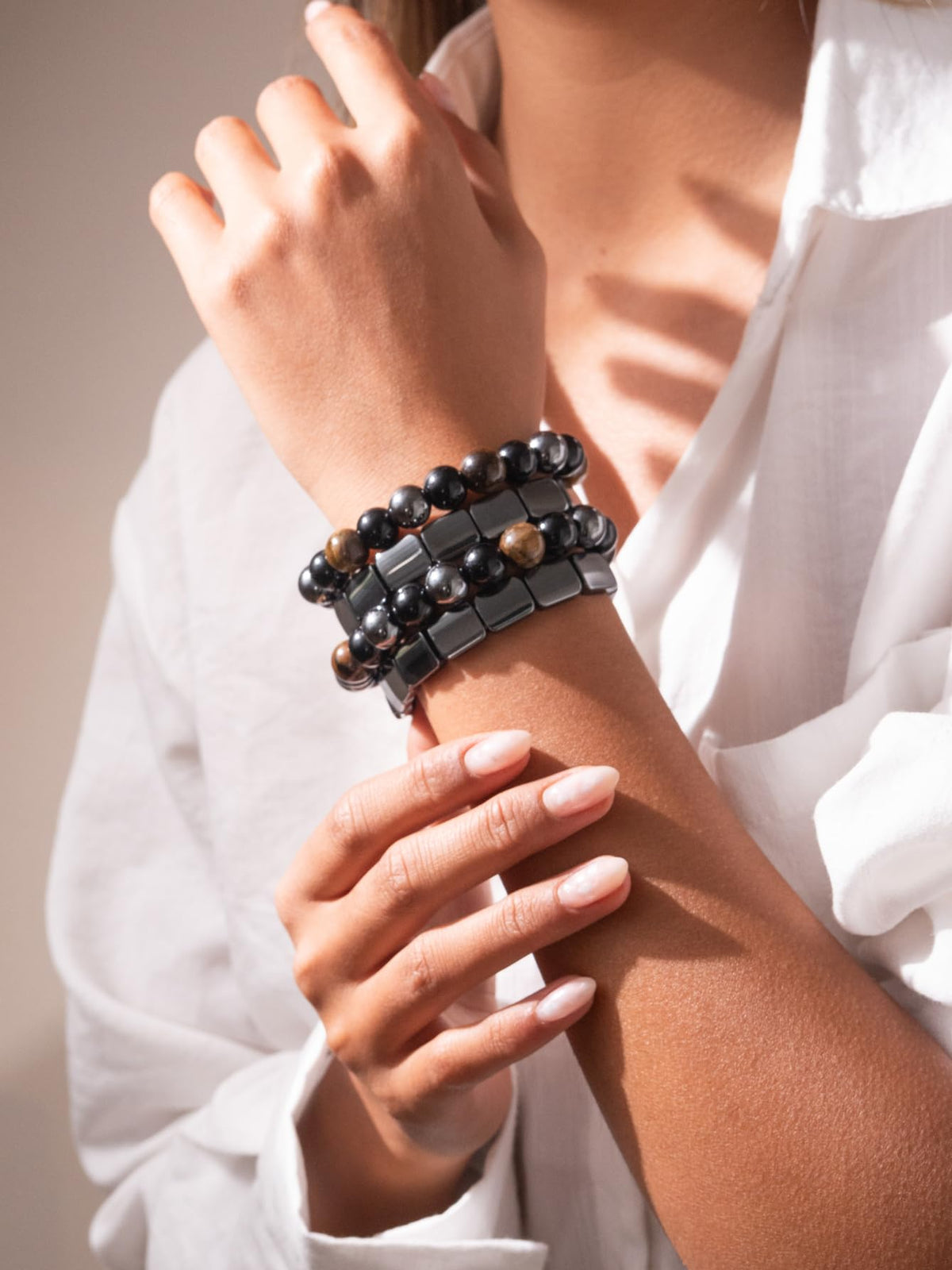 MIFYNN 4PS Hematite Bracelet for Men Natural Hematite Stone Stretch Beaded Bracelet Reclaim Your Confidence Male Energy Inspirational Jewelry Gifts