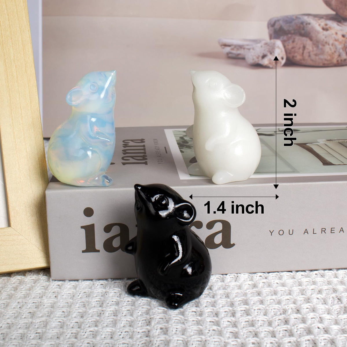 Ytbeoxk Handmade White Marble Crystal Mouse Figurine Natural Quartz Mouse Sculpture Wealth Attracting Feng Shui Decor Mini Desk Ornament Meditation Crystal Animal Mouse.