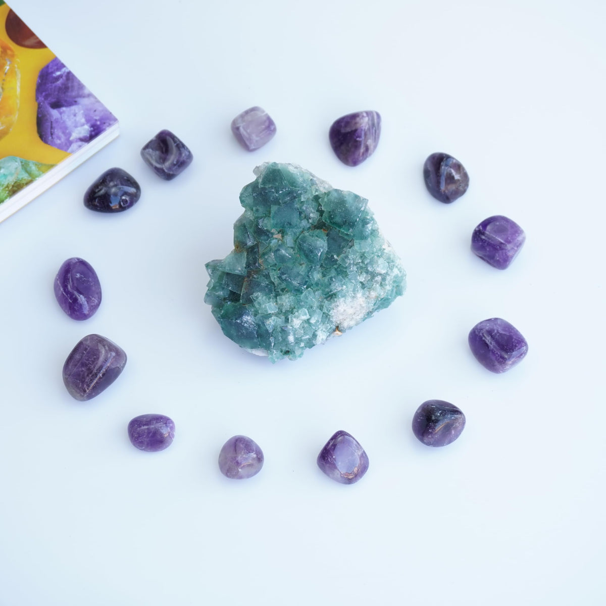 Sisamn 3Lb Amethyst Crystal Tumbled Stone Bulk Healing Crystals Stones Set Polished Raw Amethyst Crystal Stones Rocks for Jewelry Making, Reiki Healing