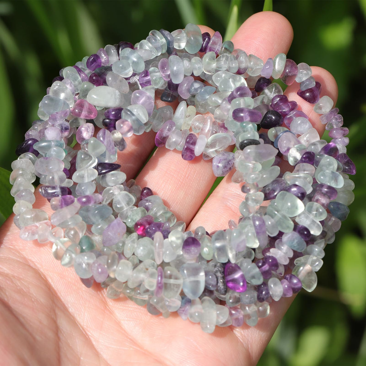 400pcs Natural Chip Stone Beads for Jewelry Making Fluorite 5-8mm Irregular Gemstones Healing Crystal Loose Rocks Bead Hole Drilled for Ring Earrings Necklace Bracelet Making DIY Art Crafts