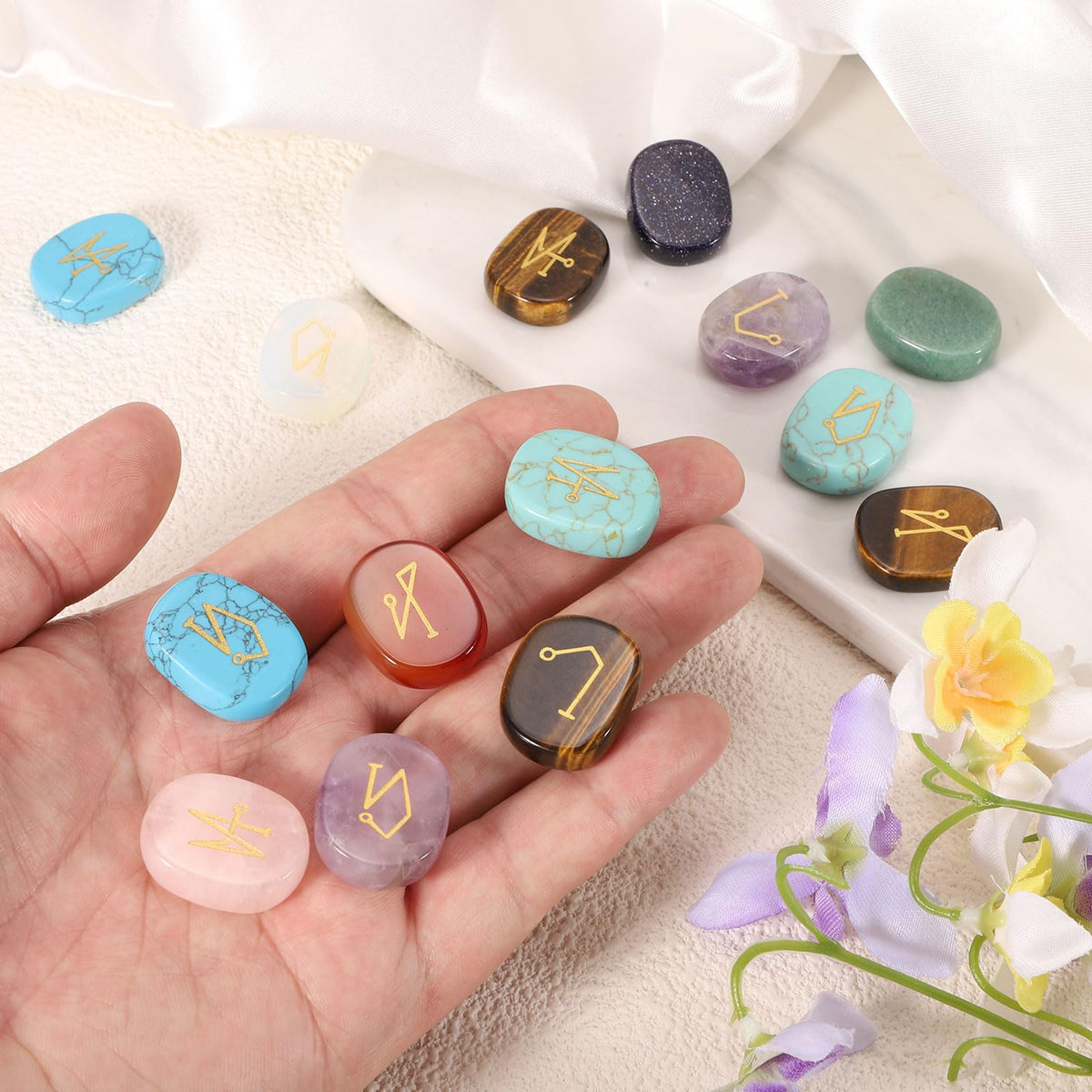 MECCANIXITY 4Pcs Engraved Chakra Stones with Reiki Symbols, Red Agate Reiki Healing Crystal Gemstone 7 Chakra Crystal Stones Tumbled Palm Stone for Anxiety Relieve