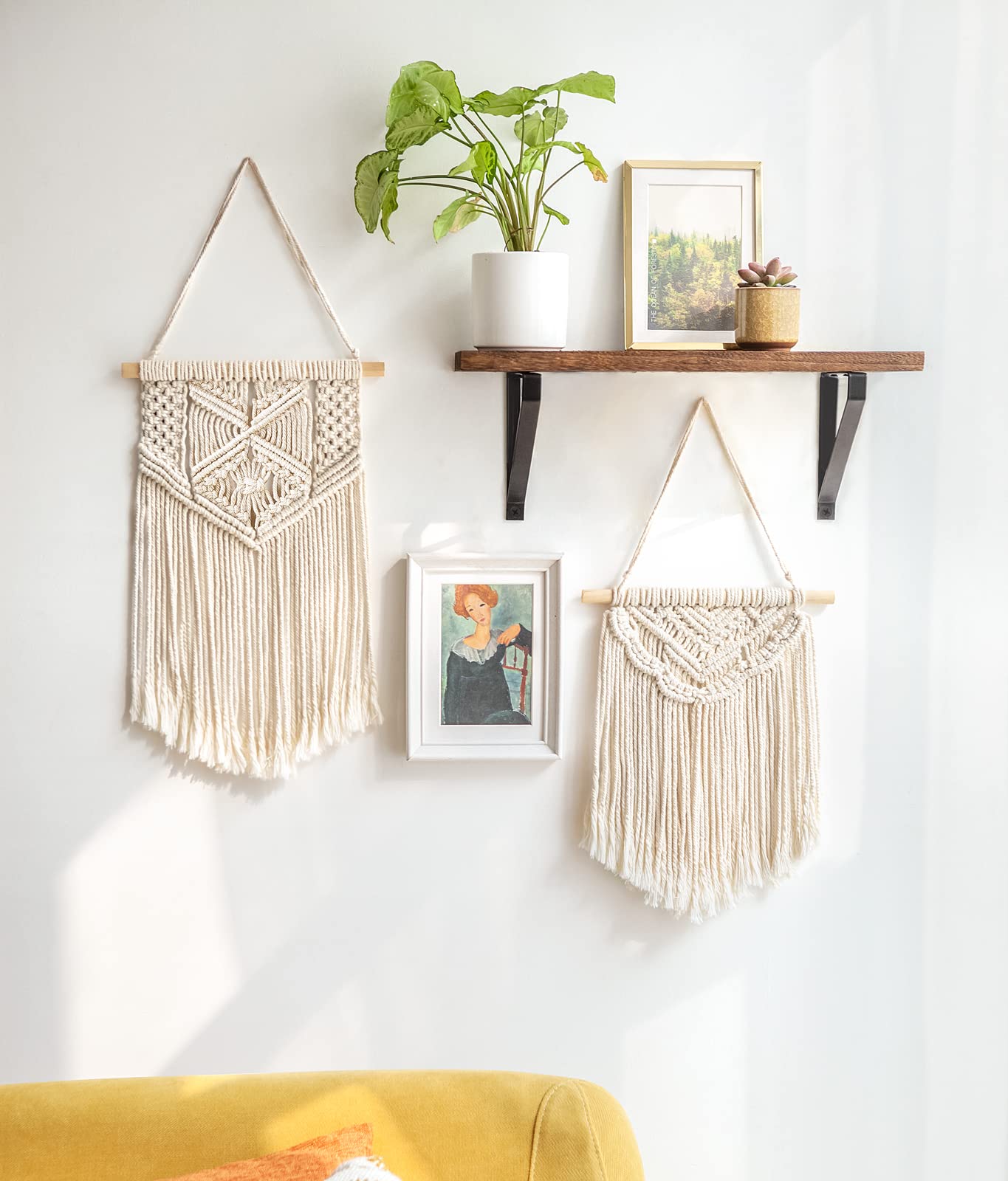 Mkono 2 Pcs Macrame Wall Hanging Boho Wall Art Decor Woven Chic Bohemian Room Decor for Bedroom Nursery Living Room Dorm Apartment, Small Size 13" L x 10" W and 16" L x 10" W