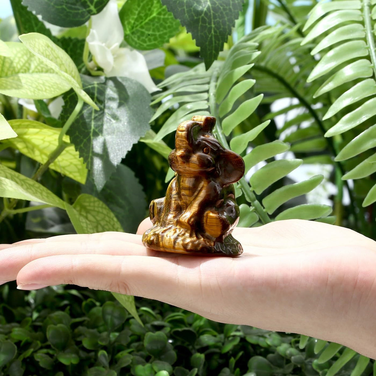 ZHIYUXI Brown Elephant Gifts for Women Encouraging Elephant Decor Lucky Cute Elephants Figurine Inspirational Gifts for Women