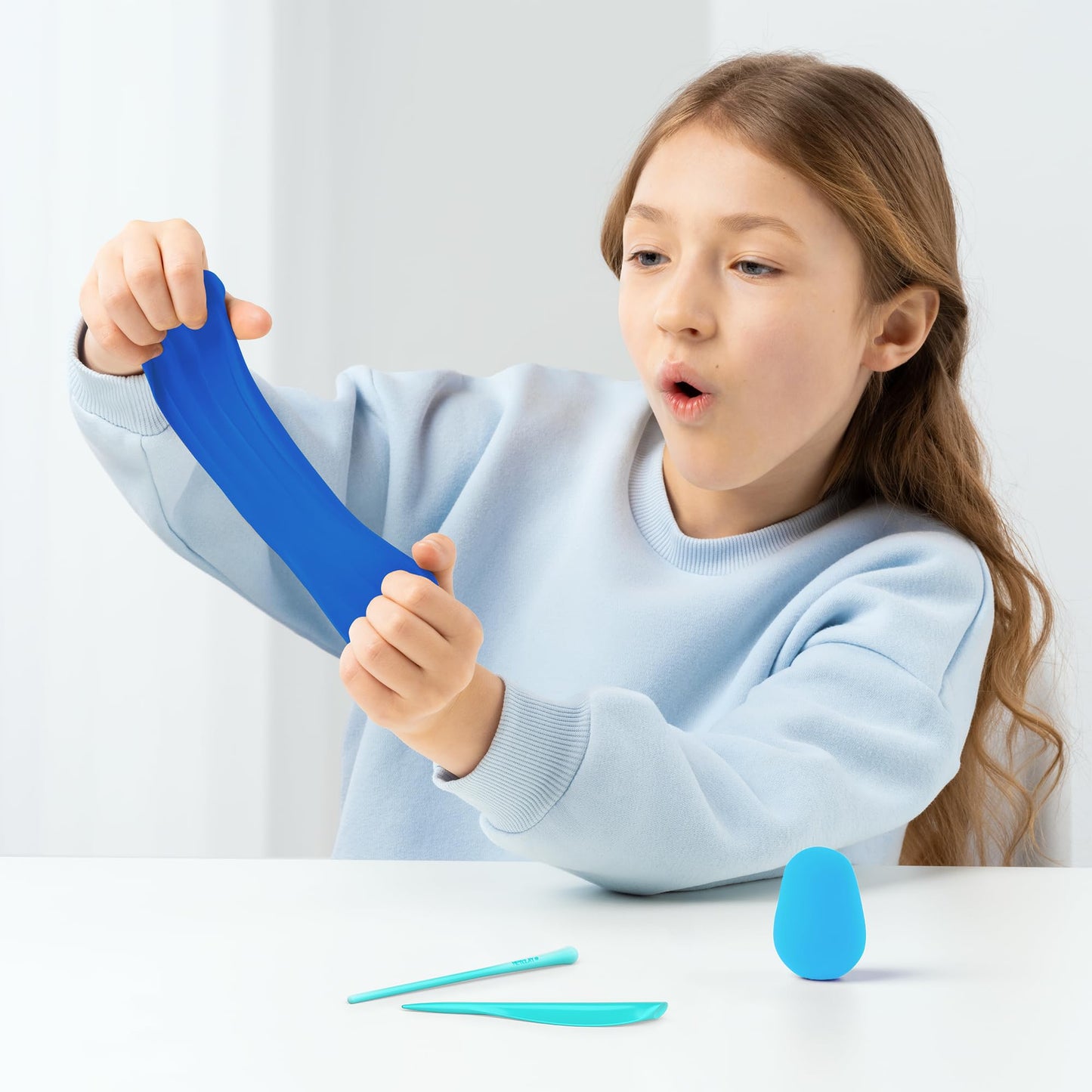 HEY CLAY Bluey & Friends - Air-Drying Clay for Kids - Arts and Crafts Creative Modeling Clay Kit Children Ages 4-8 (Full Set (6 Characters))