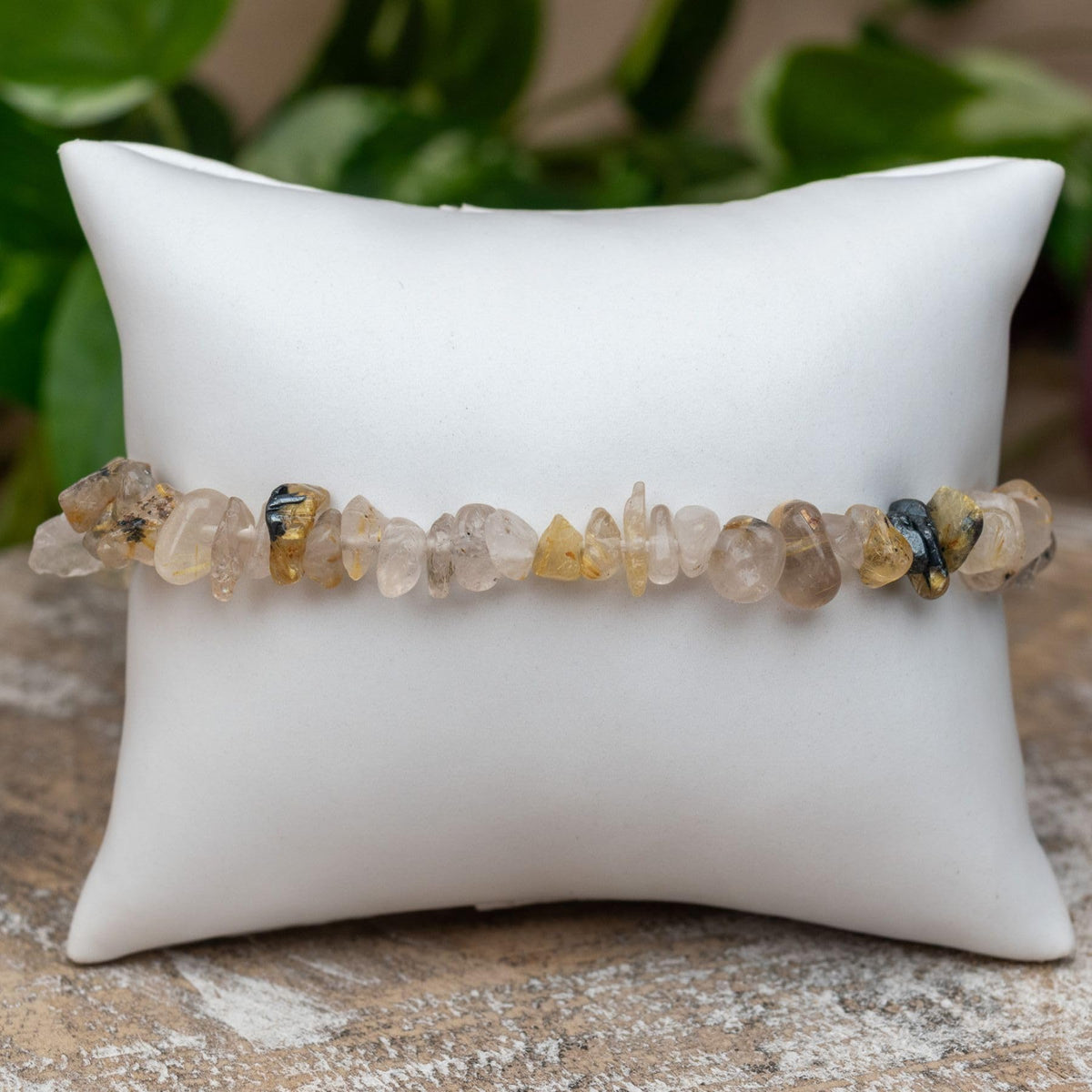 Rutilated Quartz Natural Gemstone Bracelets, Chakra Crystal Healing Chip Stretch Bracelets, Gemstone Polished Irregular Crystals, Crystal Irregular Chips Beads Stretch Bracelets (Rutilated Quartz)