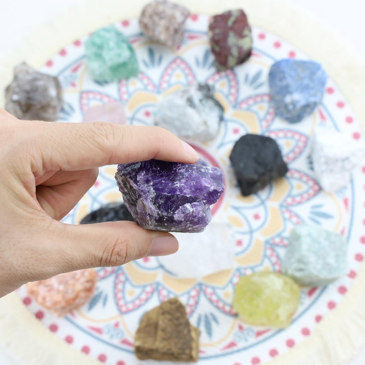 NUKAYAI 2Pcs Amethyst Crystal 1.8-2.2" Large Natural Stones Raw Healing Crystals Amethyst Crystal Rocks for Tumbling Purple Rough Polishing Fountain DIY Lapidary Cabbing Wire Wrapping Reiki Wicca Rock