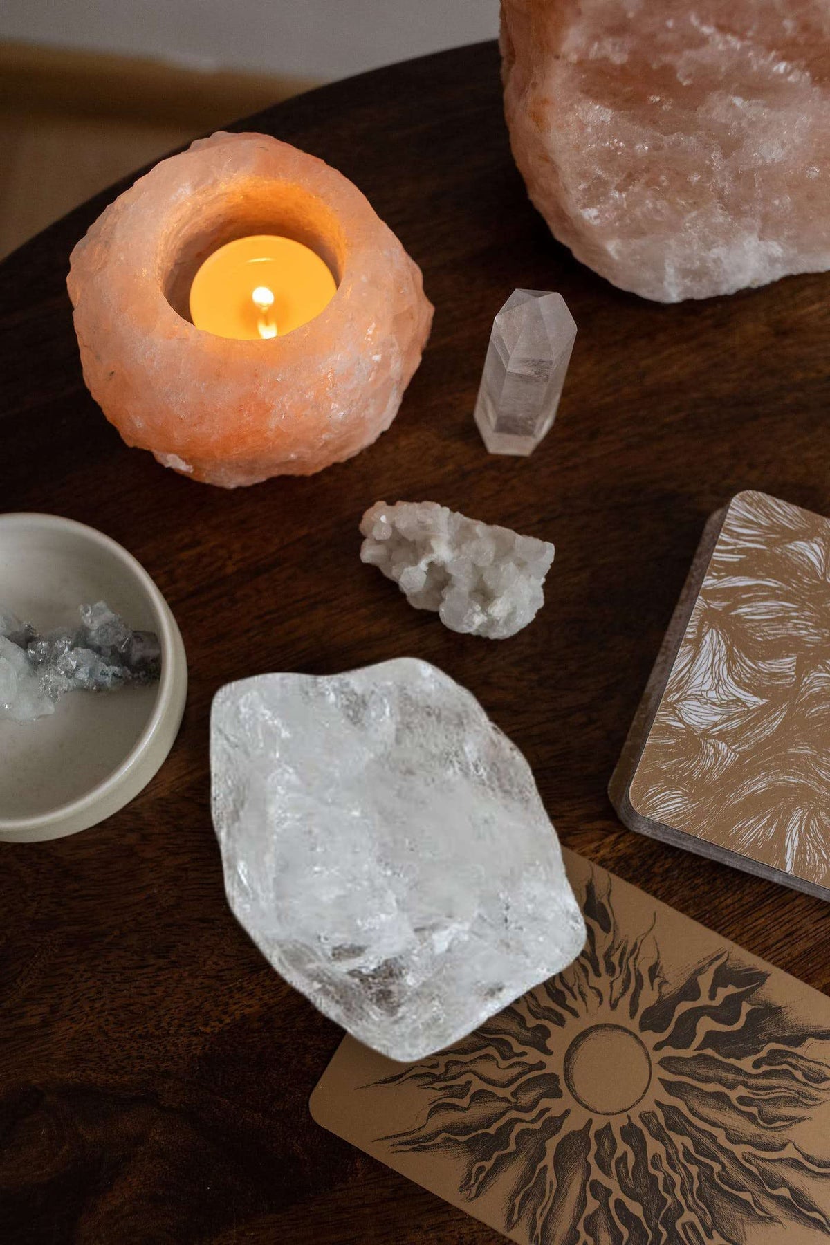 LAIDANLA 1lb 2" Clear Quartz Natural Rough Stones Crystal Large Raw Crystals Bulk Healing Gemstones for Reiki Healing Tumbling Fountain Rocks Wire Wrapping Decoration Cabbing Lapidary