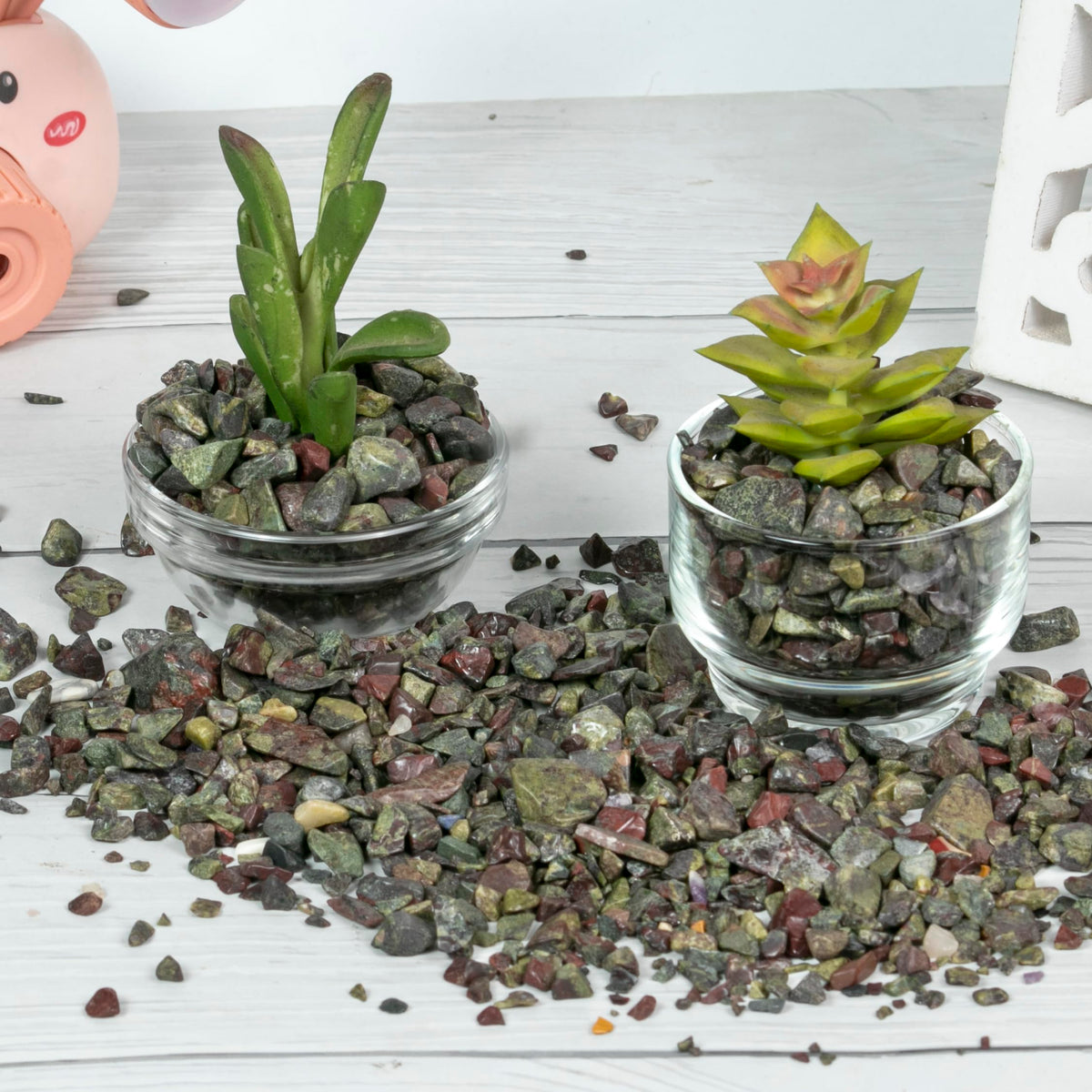 ZAICUS Dragon Bloodstone Crystal Chips Bulk Gemstone Valentine Gift, Healing Crystal Natural Irregular Shaped Crushed Stone Tumbled Chips Crystal Chips for Witchcraft & 1 Lb