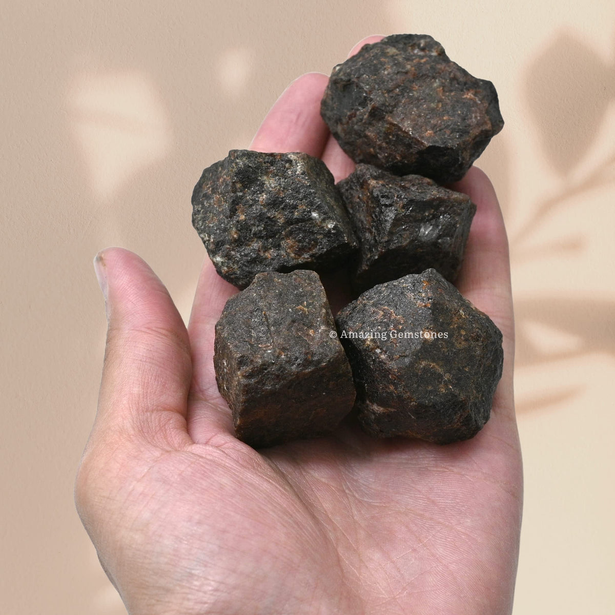 Amazing Gemstone Garnet Raw Crystals and Healing Stones, Natural Rocks for Tumbling and DIY Raw Stones and Crystals (1 lb)