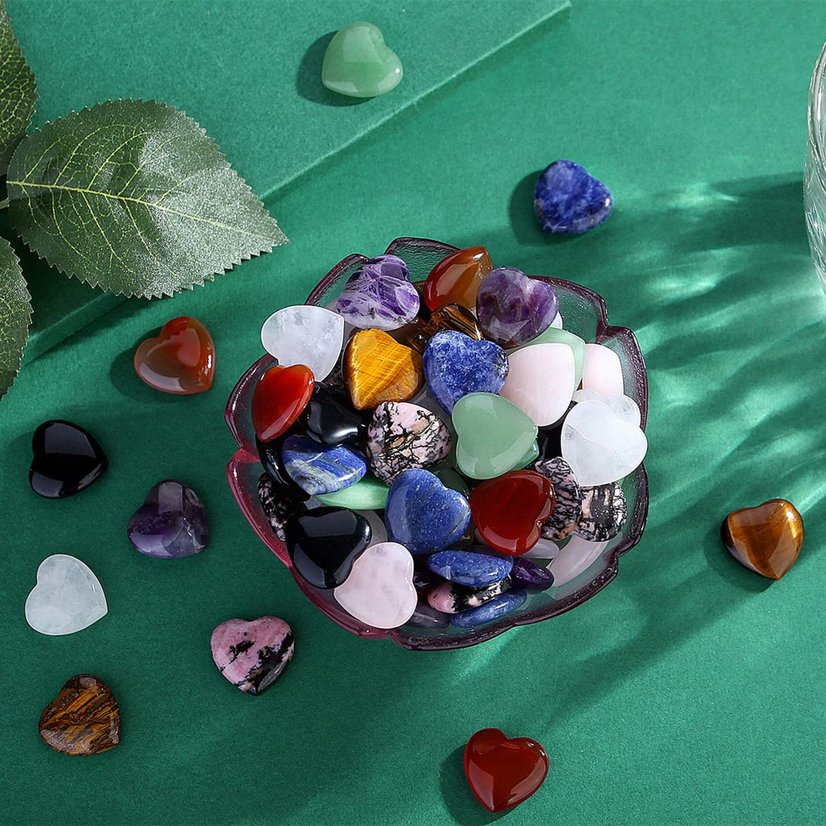 20 PCS Clear Crystal Heart Healing Crystals Cute Polished Crystal Mini Pocket Stones Natural Palm Love Gemstones Set Bulk Wholesale Reiki Energy Balancing Meditation Valentine's Day Gift