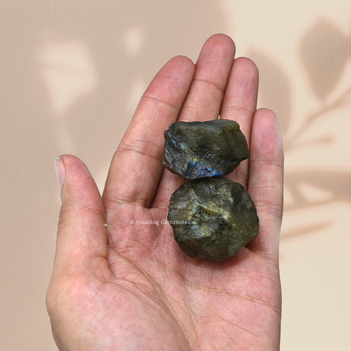 Amazing Gemstone 2 Pieces Labradorite Raw Crystals and Healing Stones, Natural Rocks for Tumbling and DIY Raw Stones and Crystals