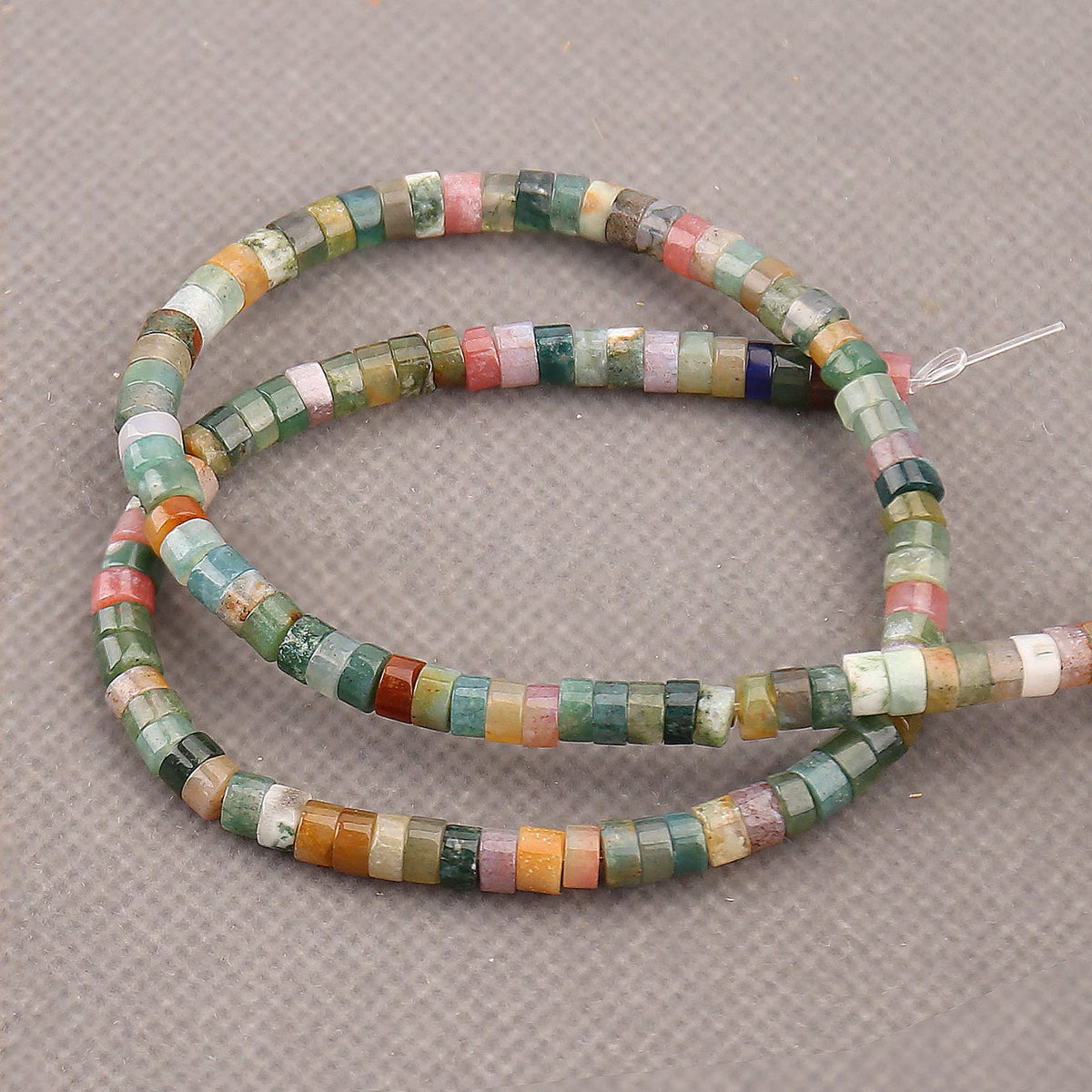 150PCs Natural India Agate Spacer Beads, Loose Semi Precious Flat Round Gemstone Heishi Disc Stone Beads for Beading Jewelry Making 4mm*2mm 38cm