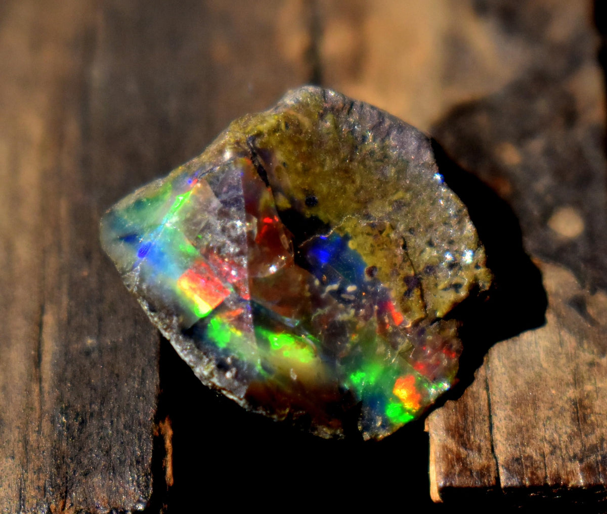 Natural 7.8 Cts AAA Raw Ethiopian Black Opal Rough Gemstones Multi Fire Welo Opal Stones for Tumbling & Jewelry Making Supplies Healing Crystals Gems Rocks Loose Gemstones