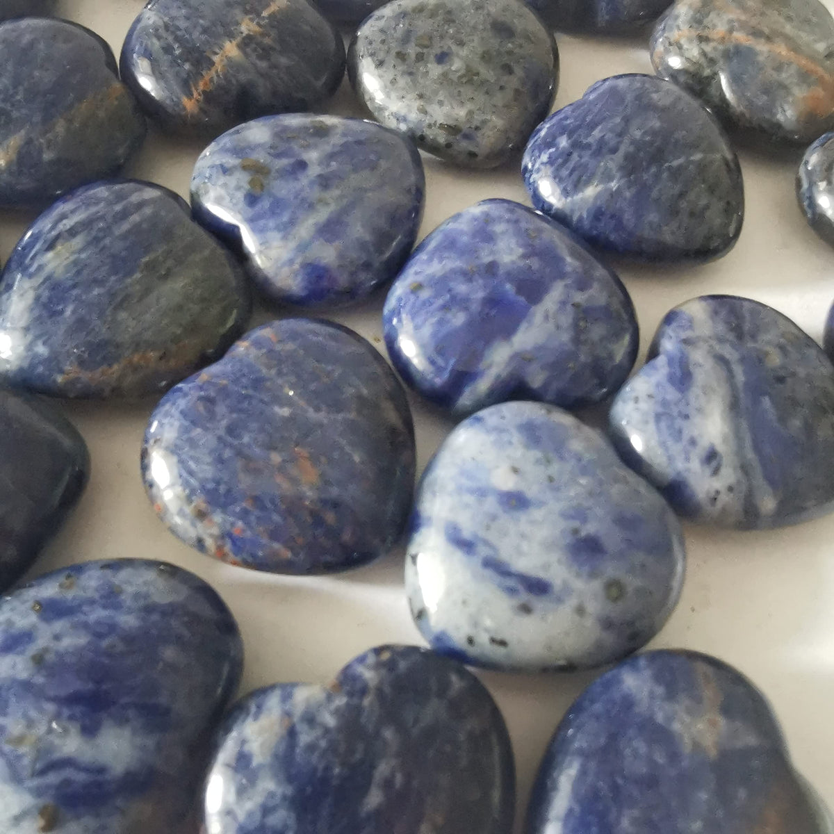 Loveliome 4 Pcs Natural Sodalite Love Heart Palm Stone Reiki Balancing Worry Stone(1 Inch)