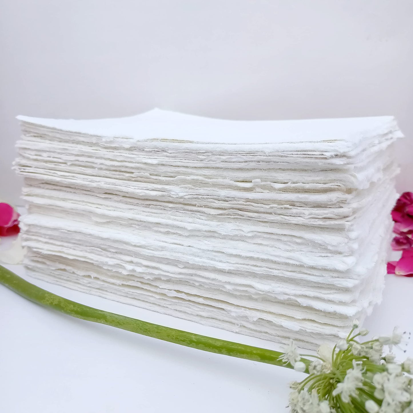 E-Tailor Handmade Cotton Paper Deckle Edge Loose Leaf Sheets 130 GSM Ivory White (5x7, Ivory-1-Pack of 50)