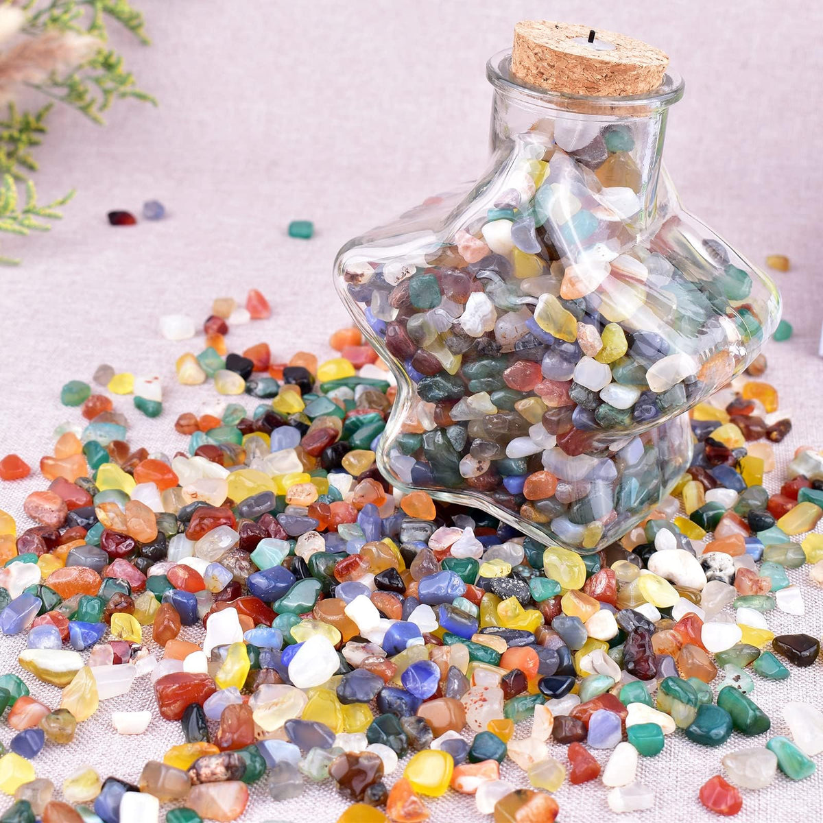 SigMntun Polished Colorful Agate Crystal Chips 200 Pcs - 0.3" 10 oz Tumbled Stone Chips Crushed Sea Glass Stones Healing Reiki Crystal Making Home Decoration