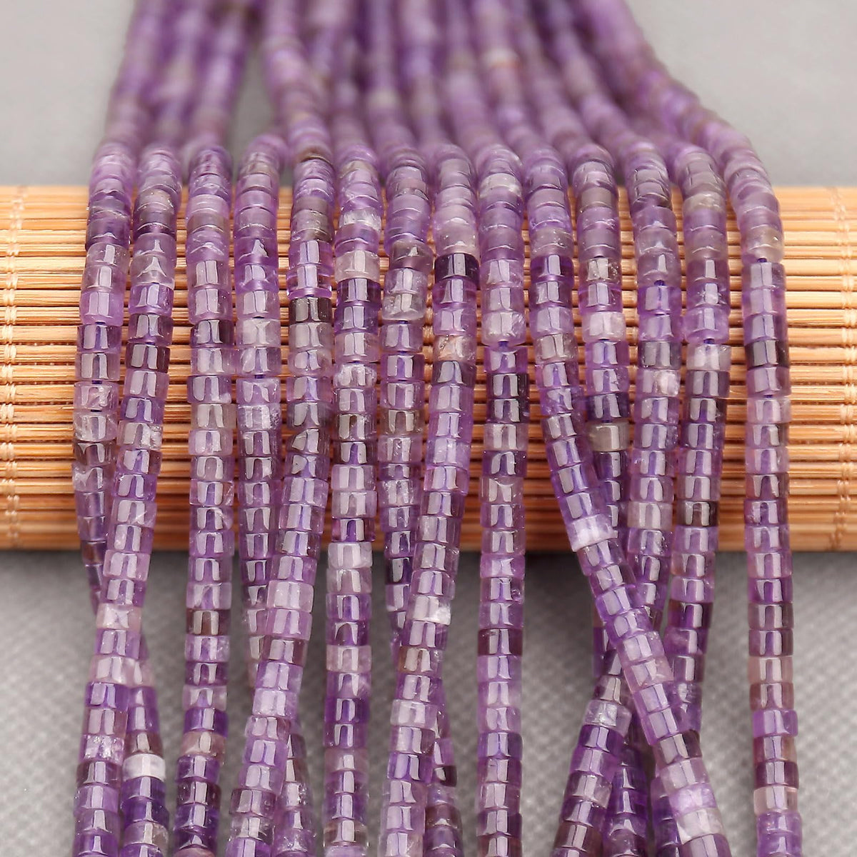 BONNY BOXX 150PCs Natural Amethyst Spacer Beads, Loose Semi Precious Flat Round Gemstone Heishi Disc Stone Beads for Beading Jewelry Making 4mm*2mm
