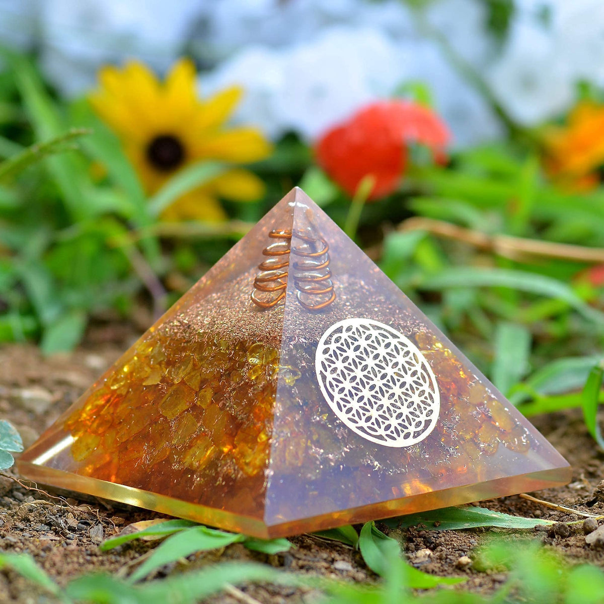 Orgonite Crystal Citrine Flower of Life Orgone Pyramid for Wealth and Success – Merchant’s Stone for Comfort and Positive Energy - Crystal Carries Power Of Sun - Handmade In India