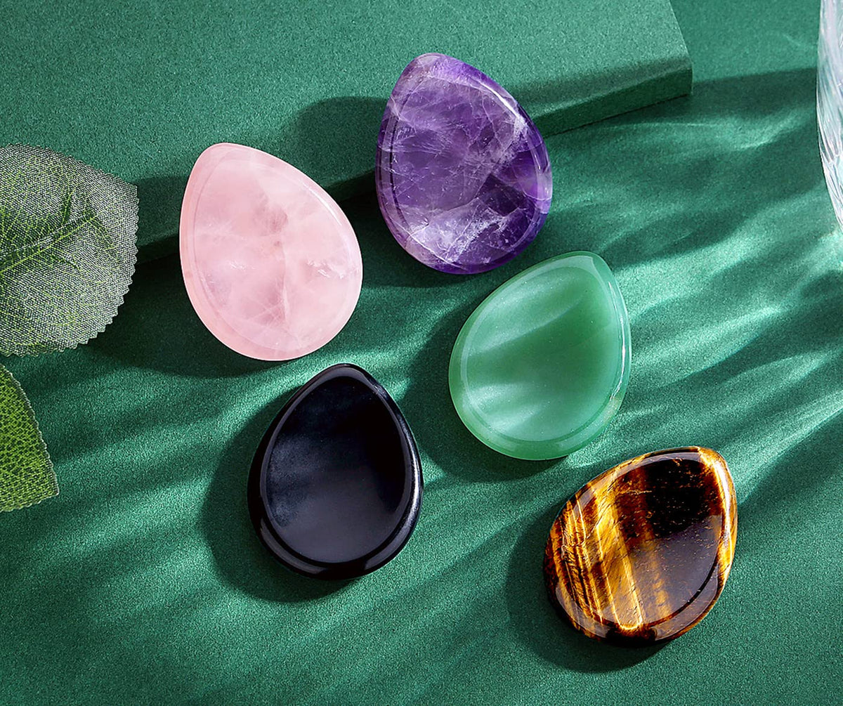 QINJIEJIE 2PCS Worry Stone Amethyst Tiger's Eye Healing Crystals Hand Carved Gemstones Thumb Pocket Stones Meditation Crystal Reiki Water Drop Shaped Palm Stone for Anxiety Therapy