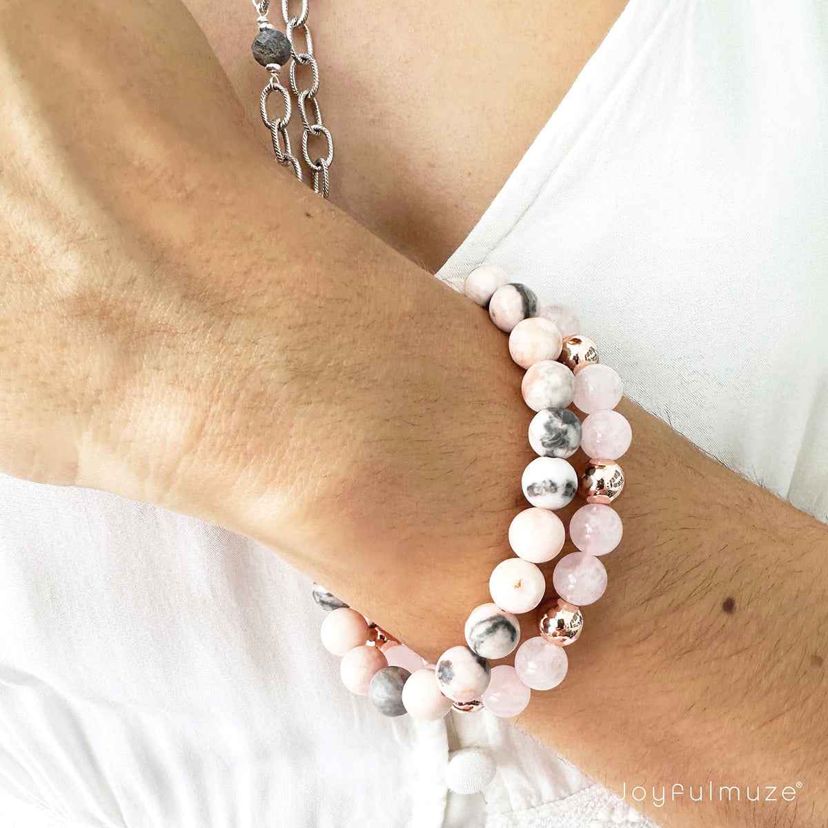 Joyfulmuze Rose Quartz 8mm Pink Gemstone, 14K Rose Gold Plated Brass, Love Stretch Bracelet, Birthday Jewelry Gift for Women, 7"(Rose-Gold-Rose-Quartz)