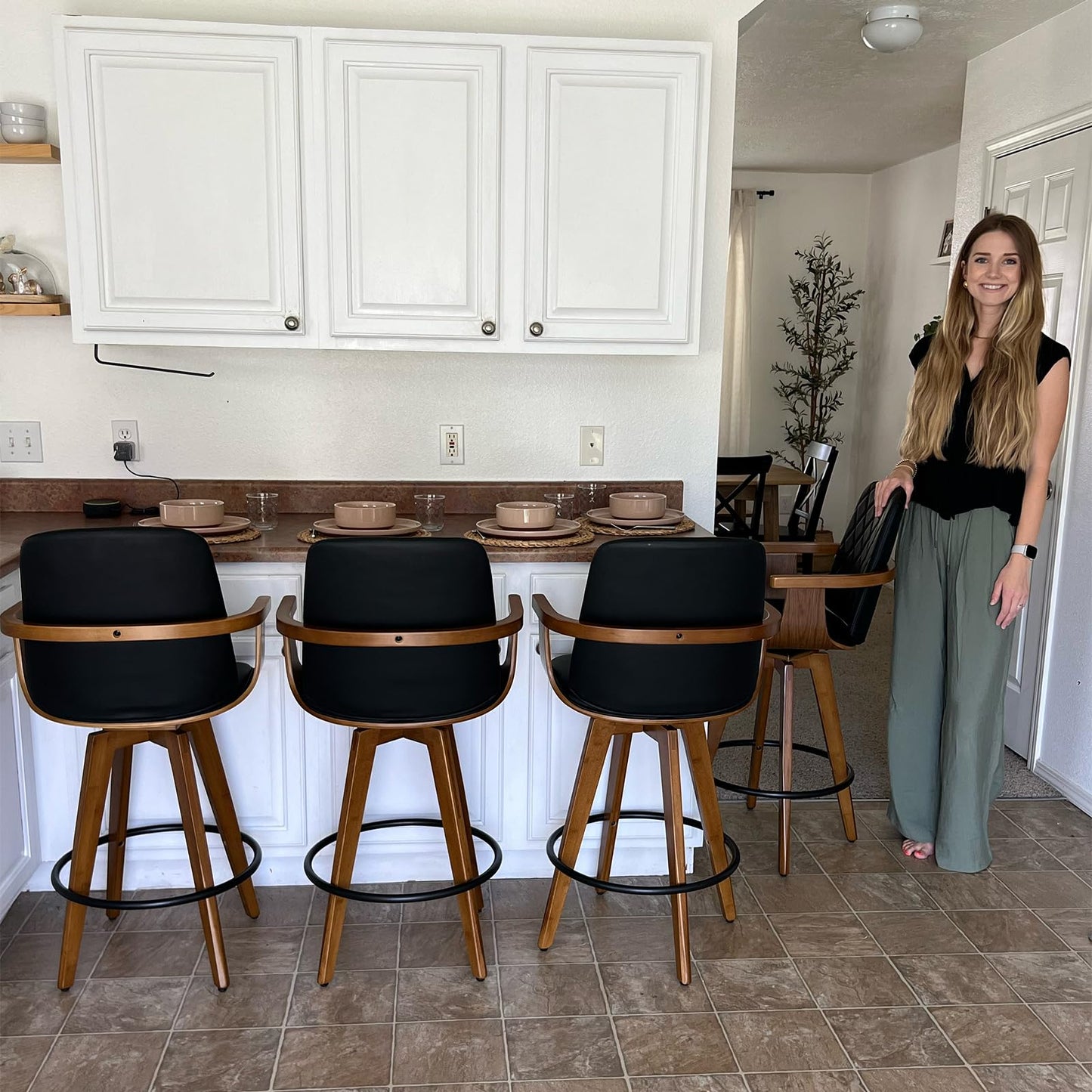 Set of 2 Bar Height Bar Stools - 29.12 inch Swivel Bar Stools with Curved Back and Arms, Walnut Craftsmanship, Upholstered Seat, Mid Century BarStools for Bar/ Pub/Island/Cafe (29" Seat Height, Black)
