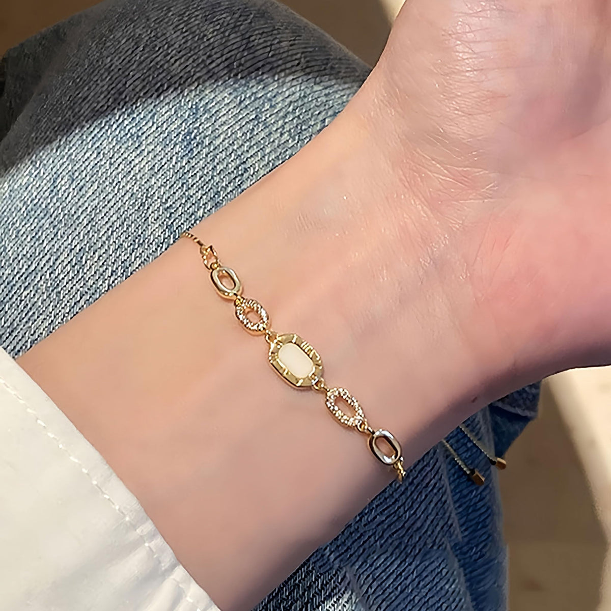 Women's Link Bracelets Dainty Adjustable Bracelets for Women Rhinestone Wedding Jewelry Yellow Gold