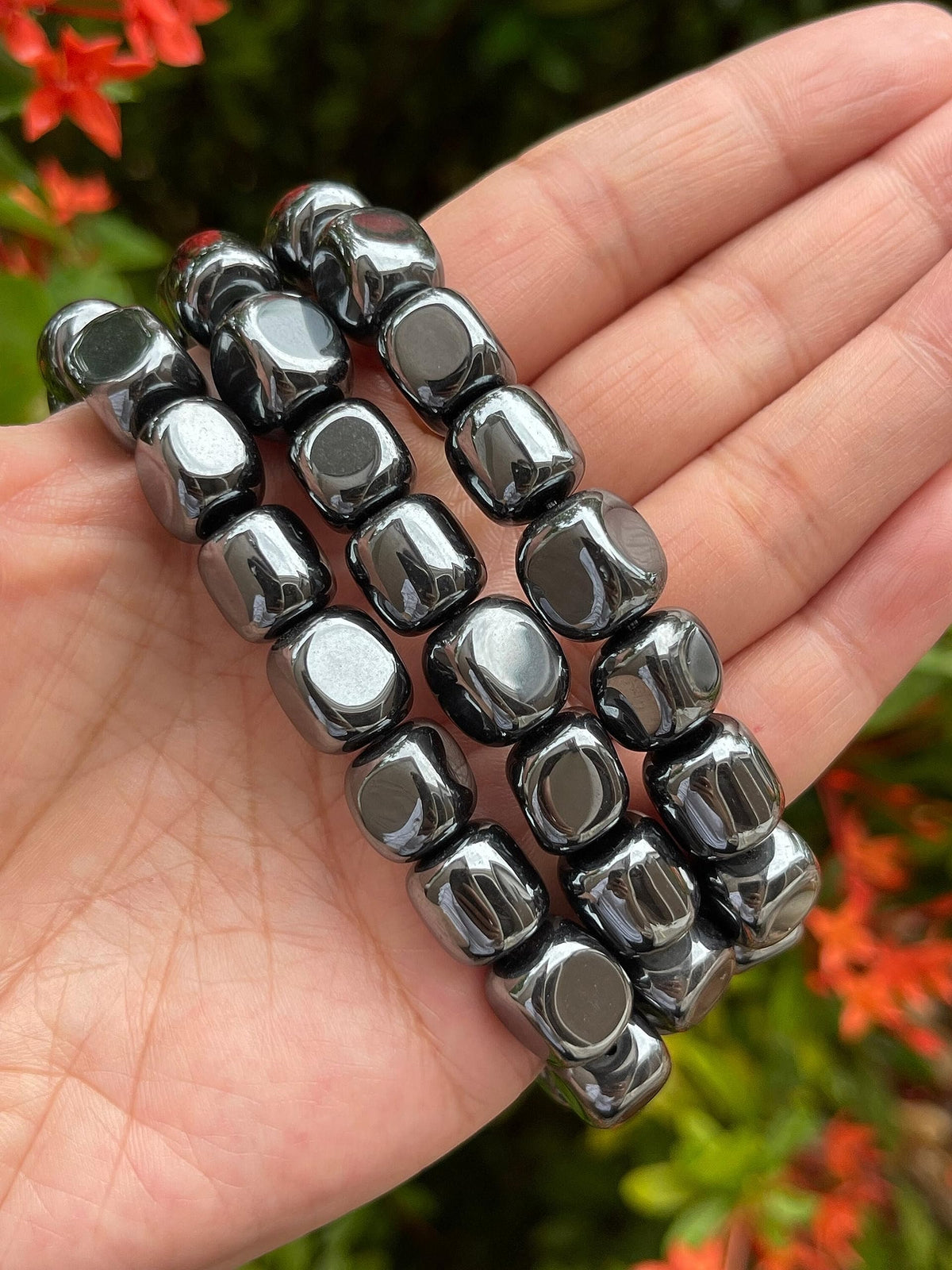 GAF TREASURES Hematite Crystal Nugget Bracelet, Genuine Hematite Tumbled Gemstone Bracelet, Healing Crystal Bracelet, Gift for Men & Women (1)