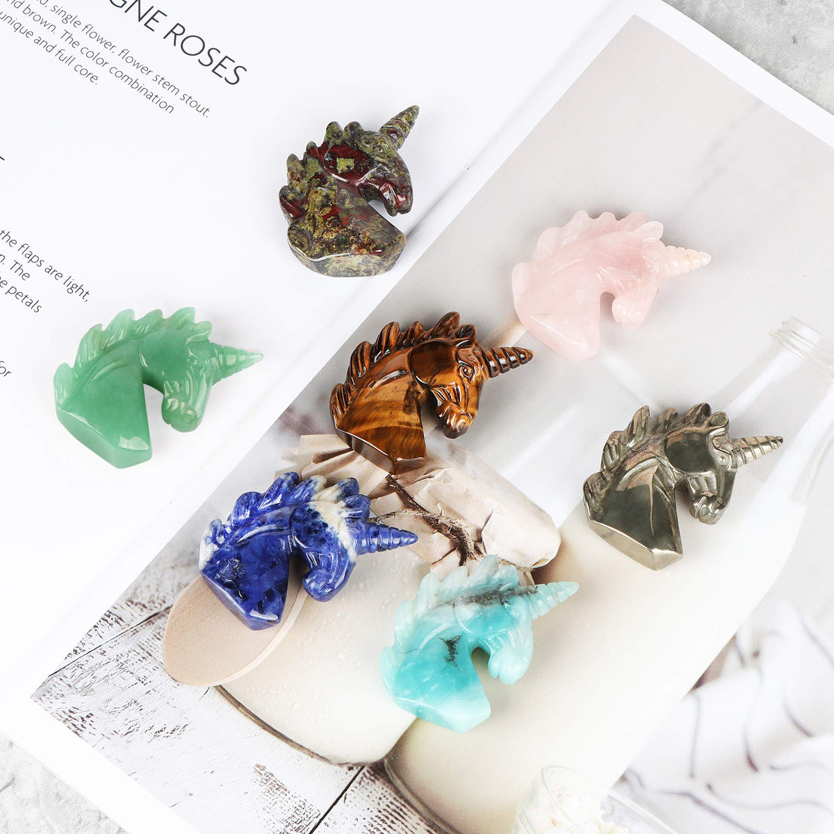 Artistone 2" Green Aventurine Jade Unicorn Stone Figurines Hand-Carved Crystal Unicorn Ornament Statue Symbol of Courage Sculpture Decoration Gift